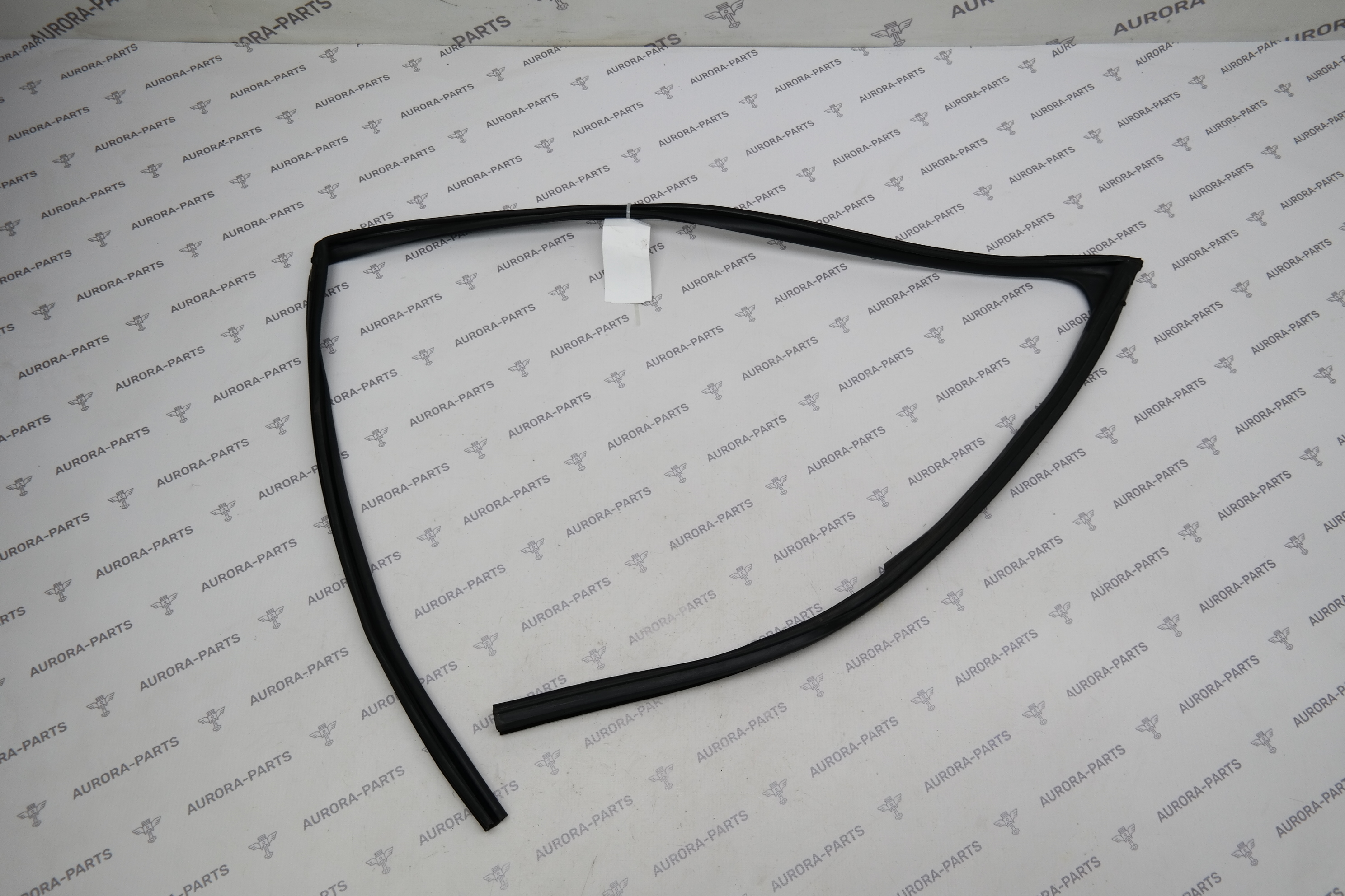 Направляющая стекла передней двери LH Lexus NX 200