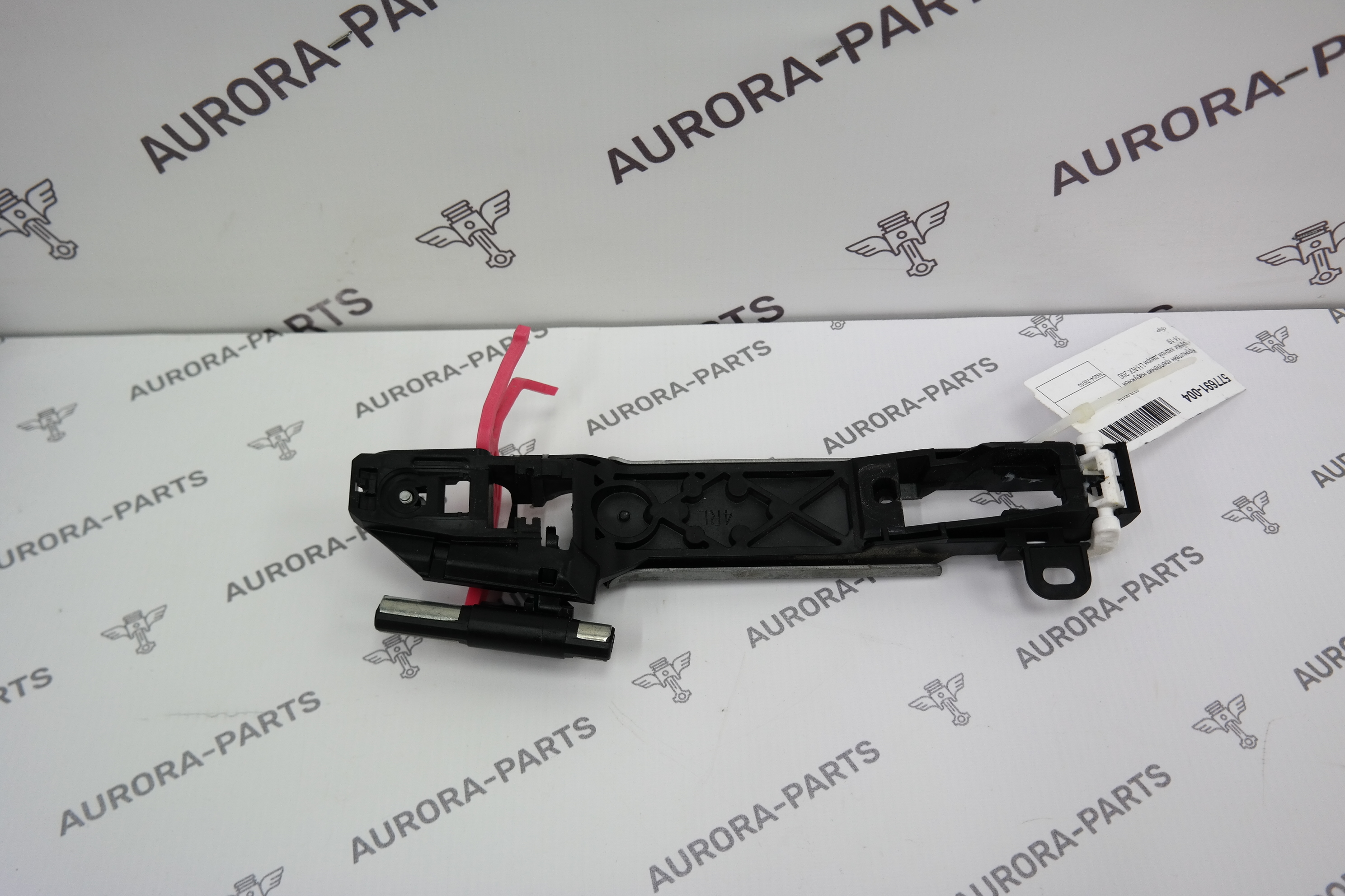 Кронштейн крепления наружней ручки задней двери LH Lexus NX 200