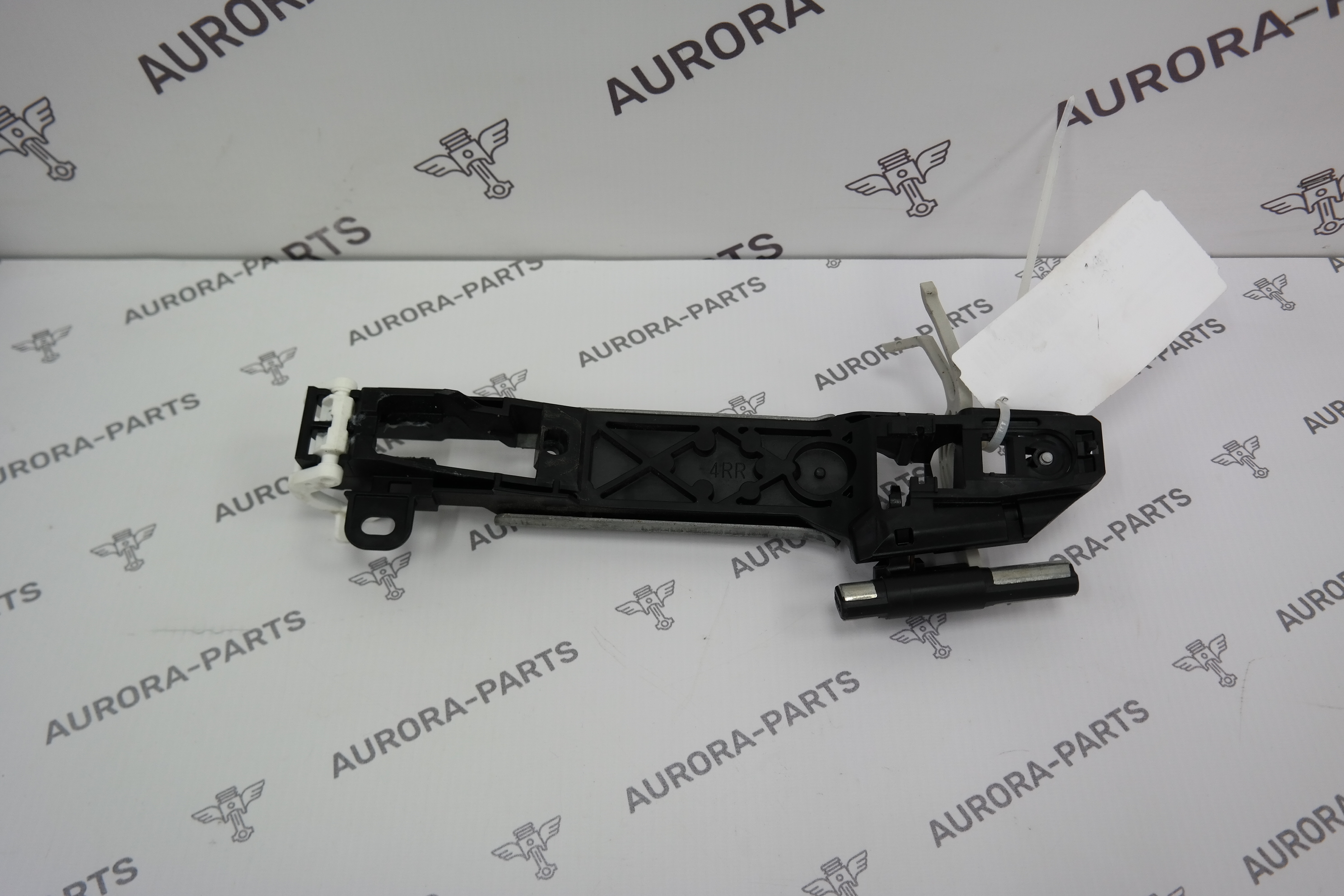 Кронштейн крепления наружней ручки задней двери RH Lexus NX 200