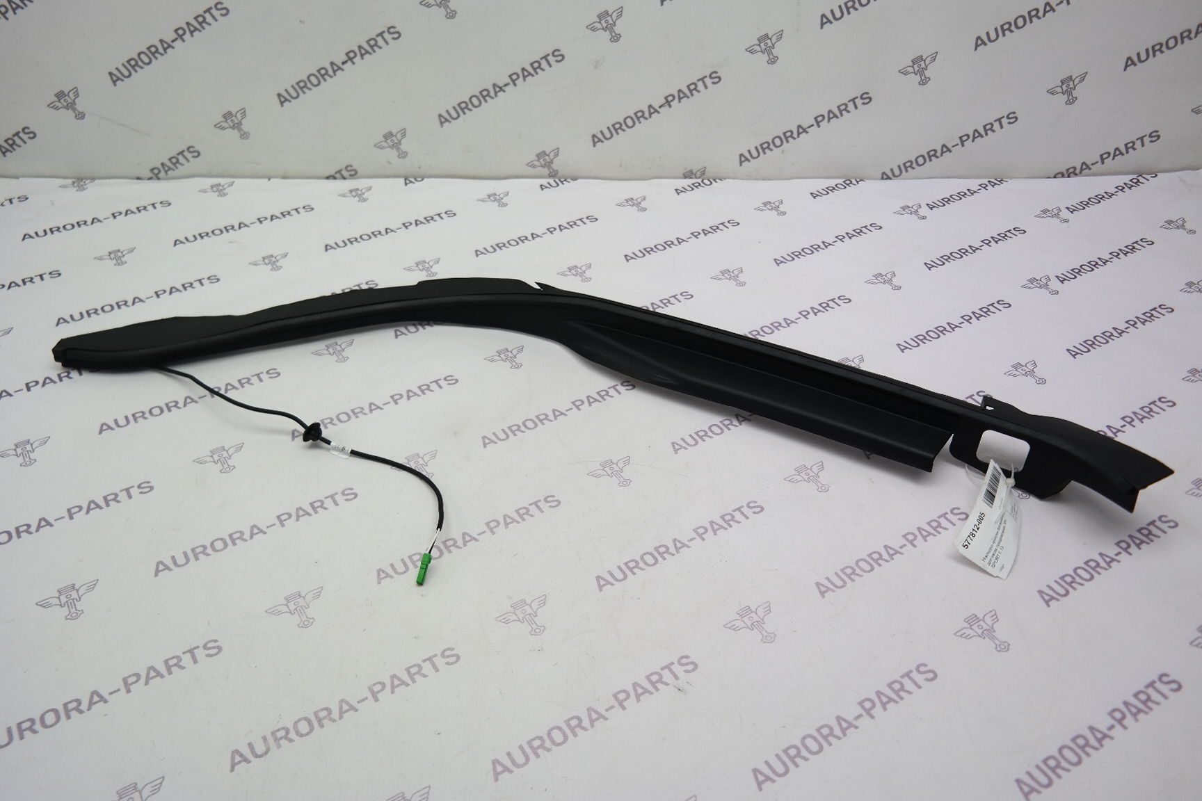 Накладка крышки багажника с датчиком прищемления RH Land Rover Range Rover Sport