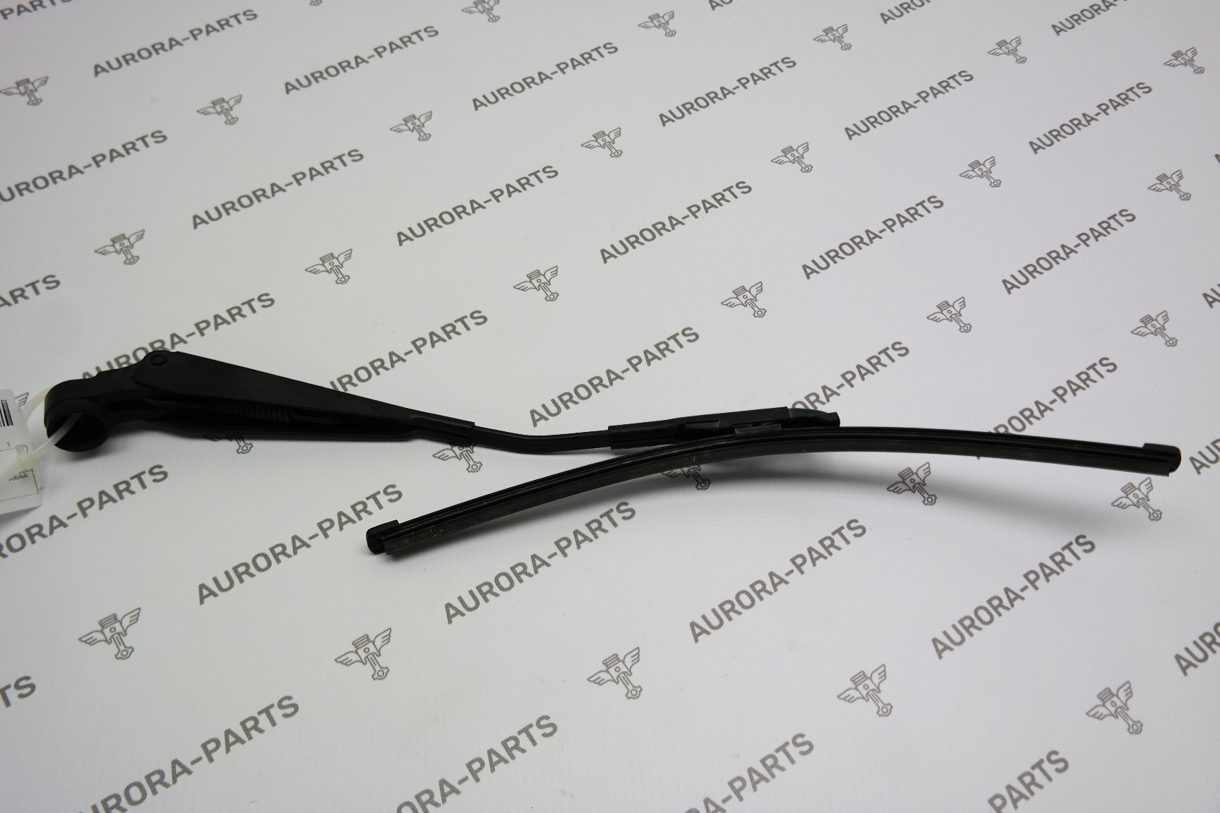 Поводок дворника крышки багажника Land Rover Discovery