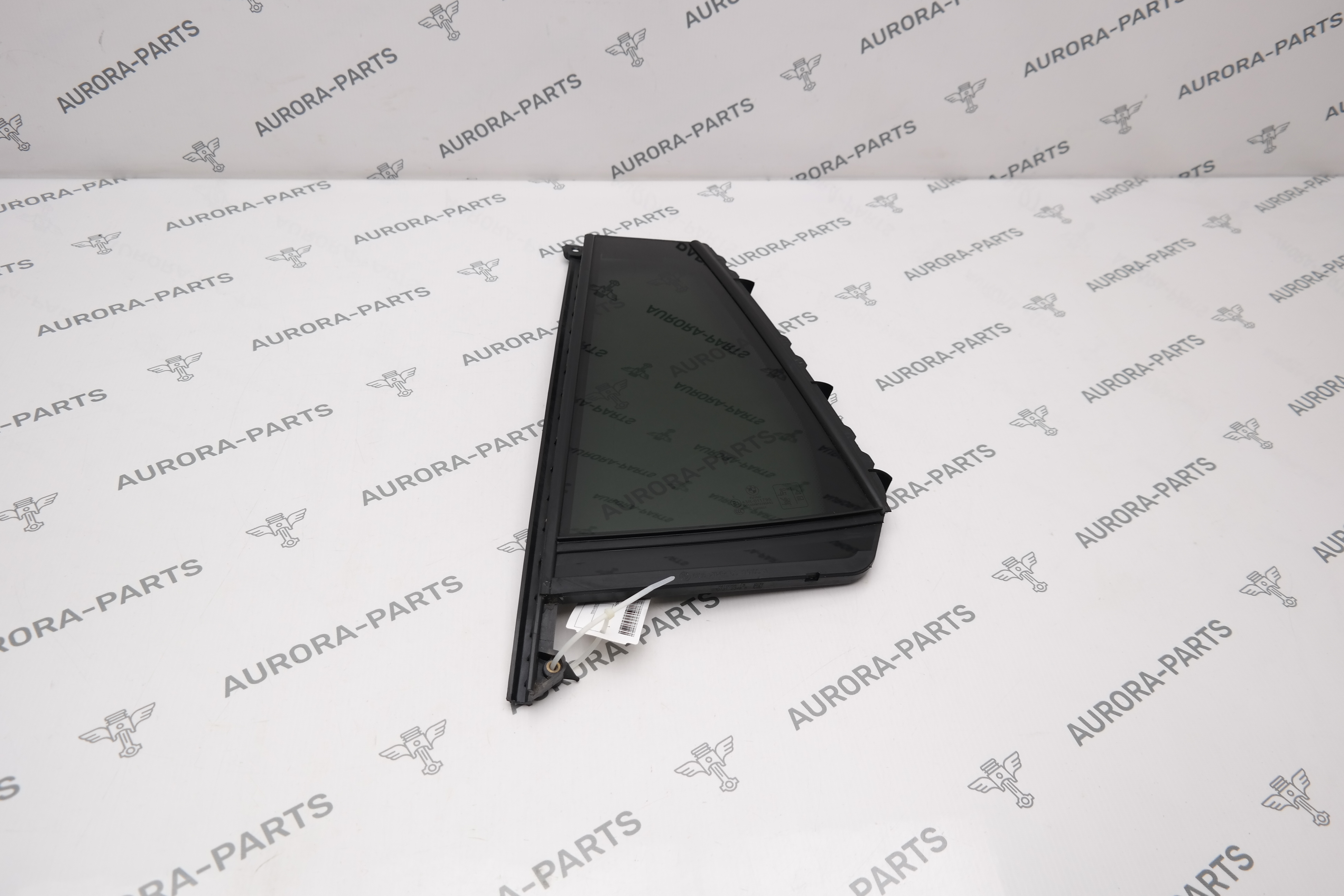 Форточка задней двери LH BMW X3