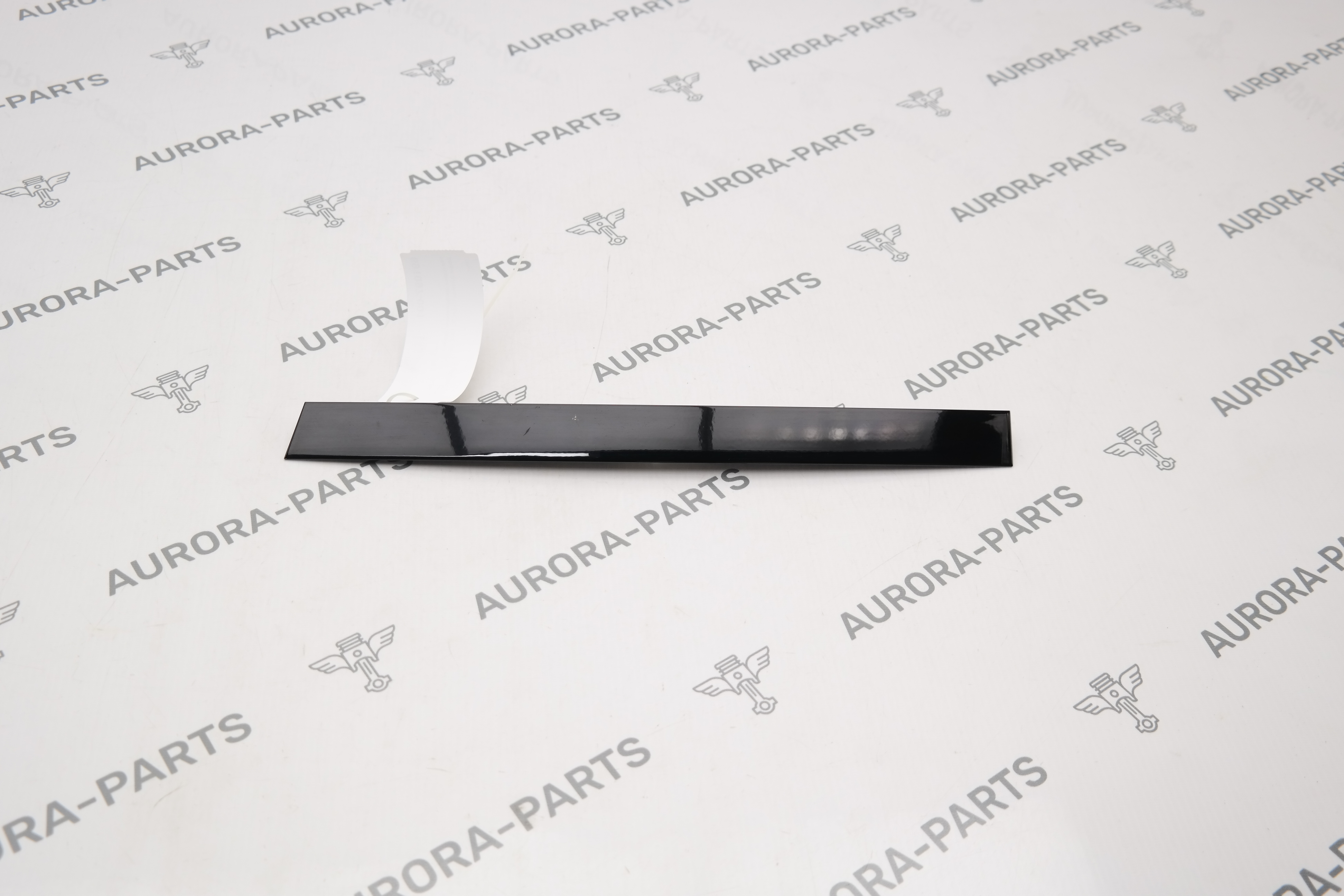 Накладка декоративная задней двери (стойки C) LH BMW X3