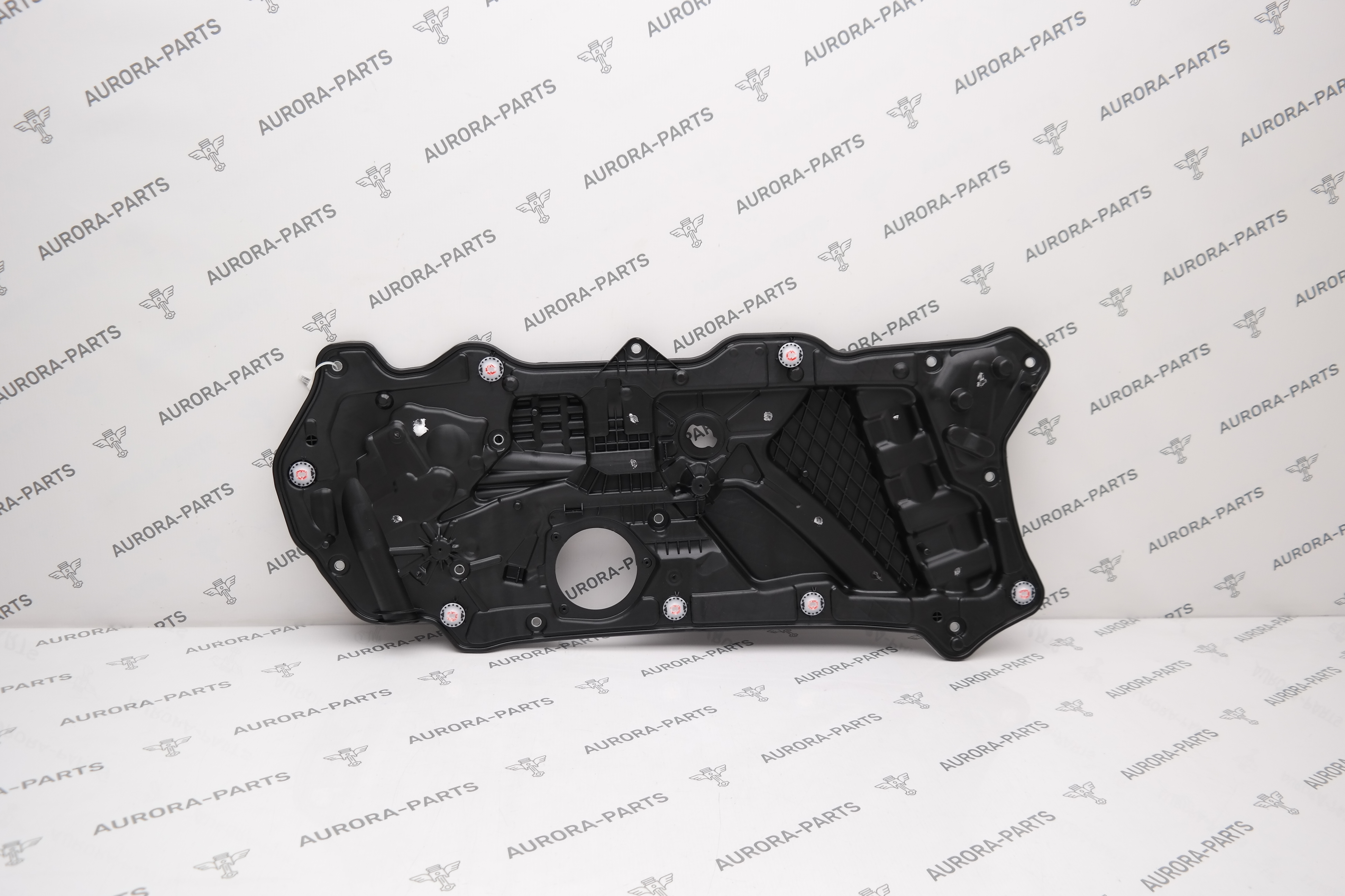 Кронштейн двери LH BMW 8-Series