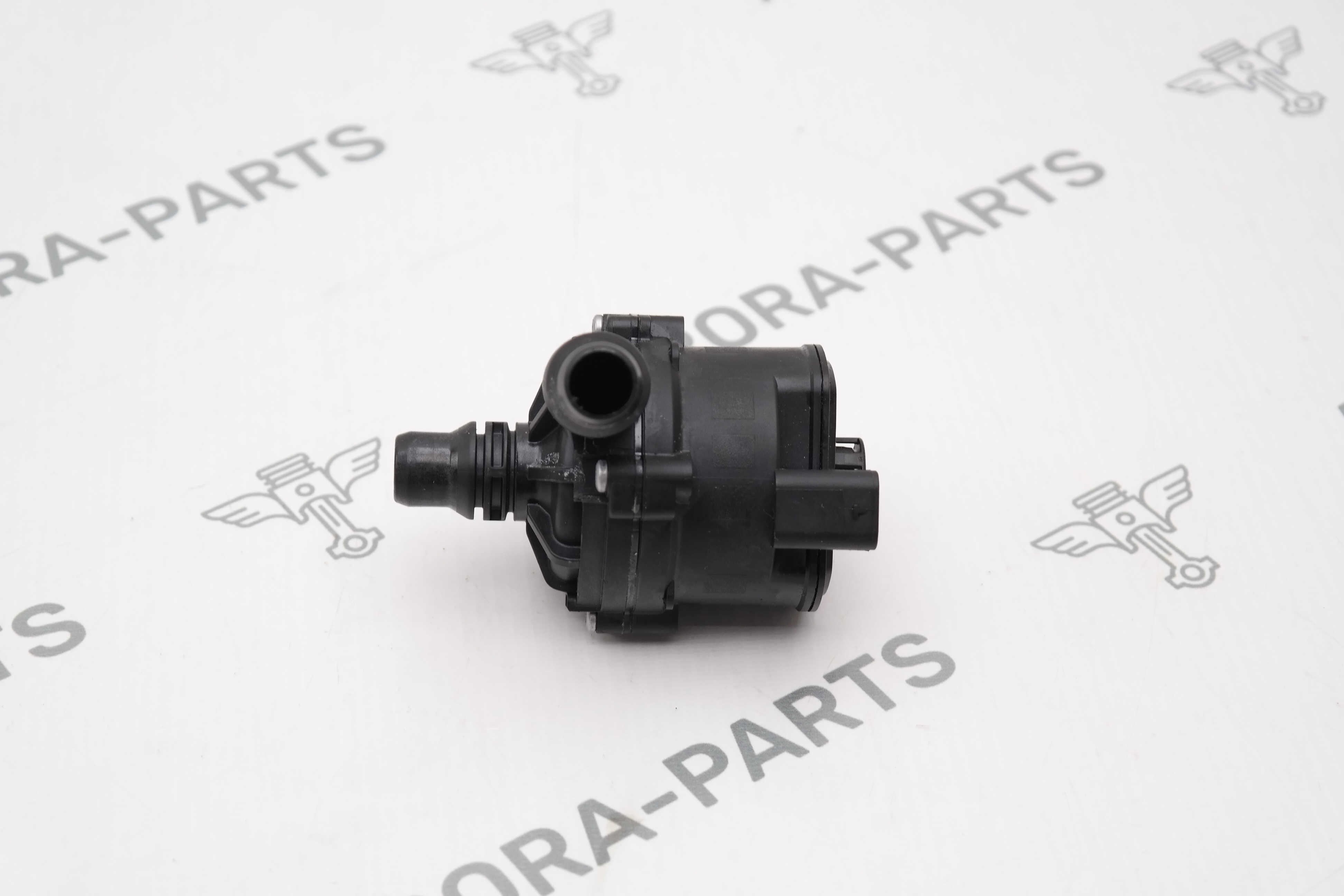 Насос дополнительный BMW 8-Series