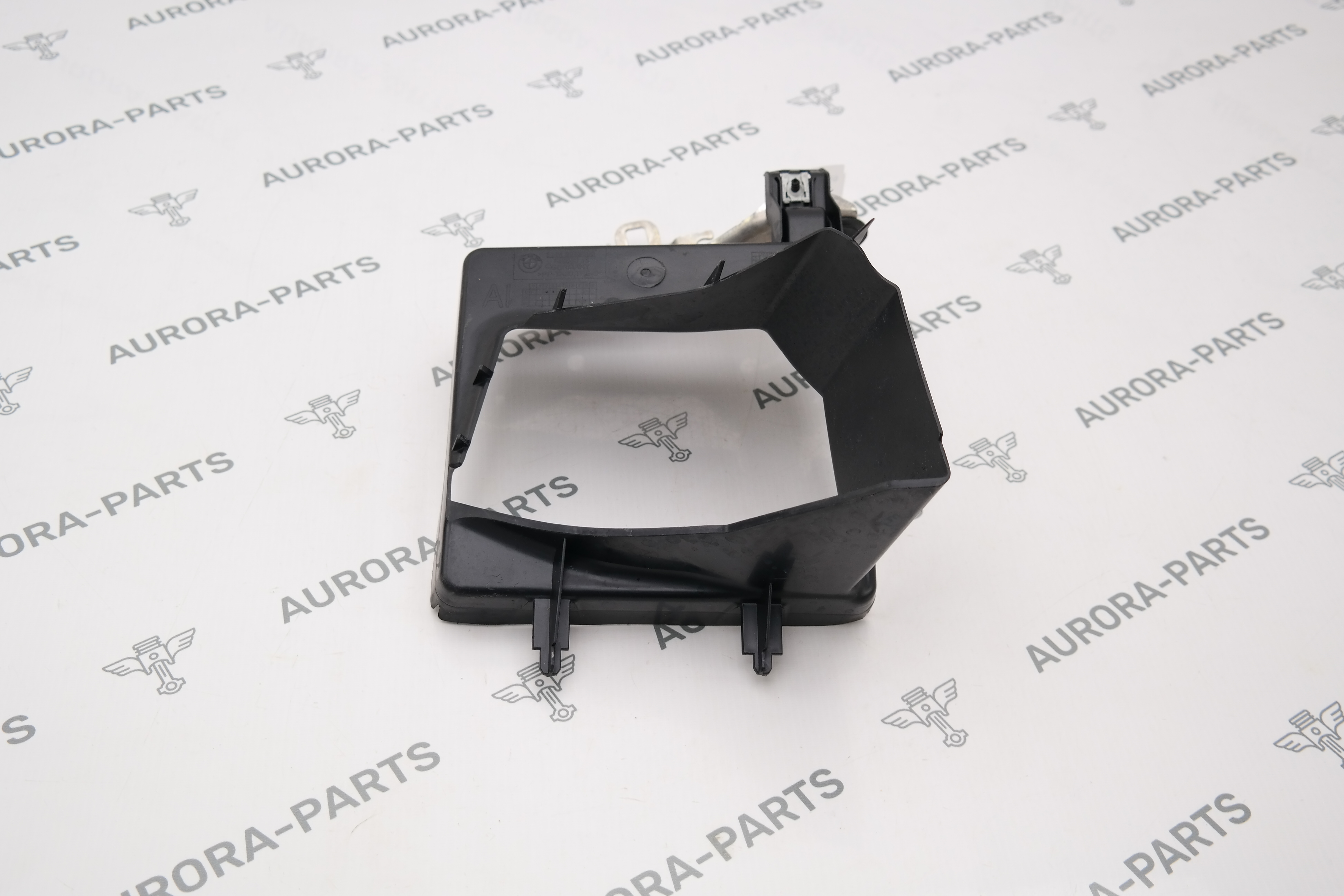 Воздуховод радиатора RH BMW 8-Series