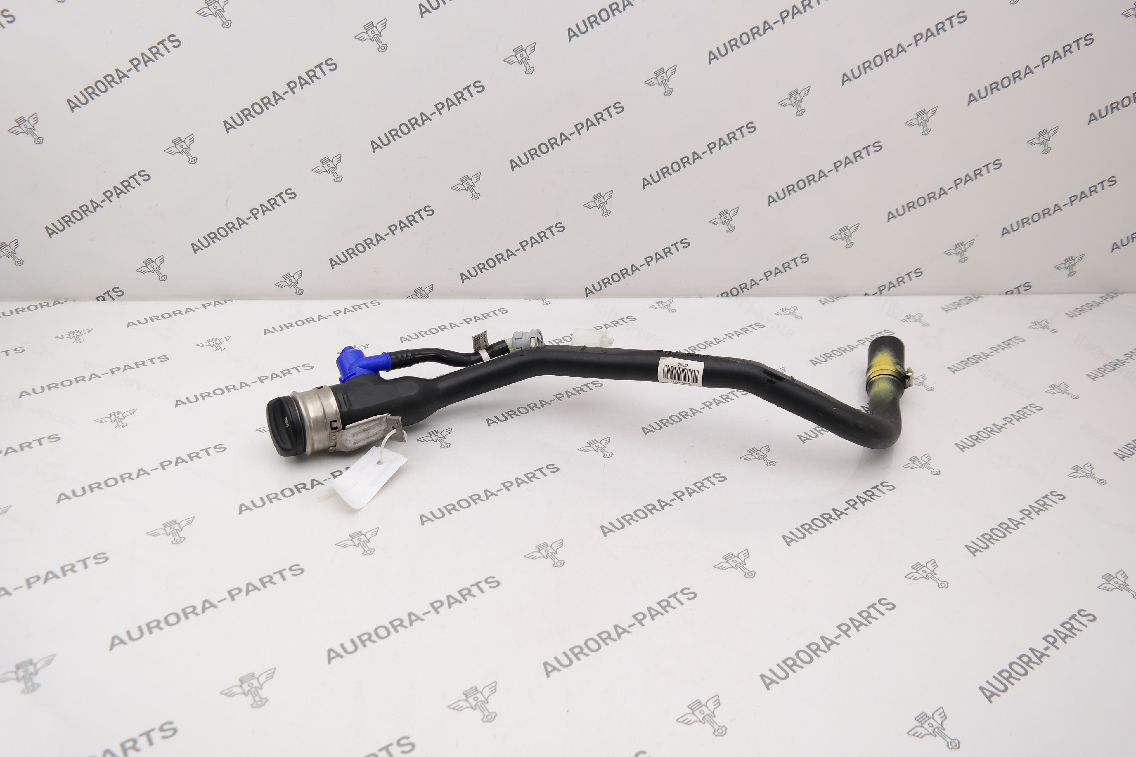 Горловина топливного бака BMW 8-Series