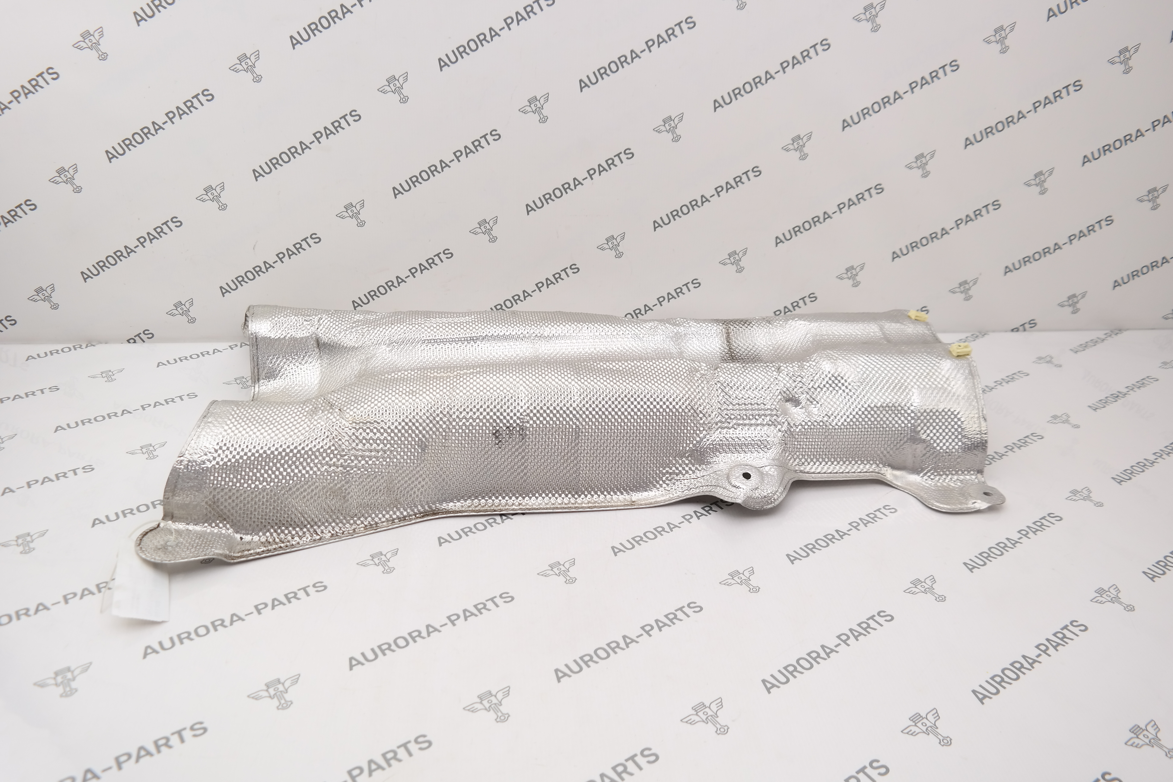 Экран теплозащитный топливного бака BMW 8-Series