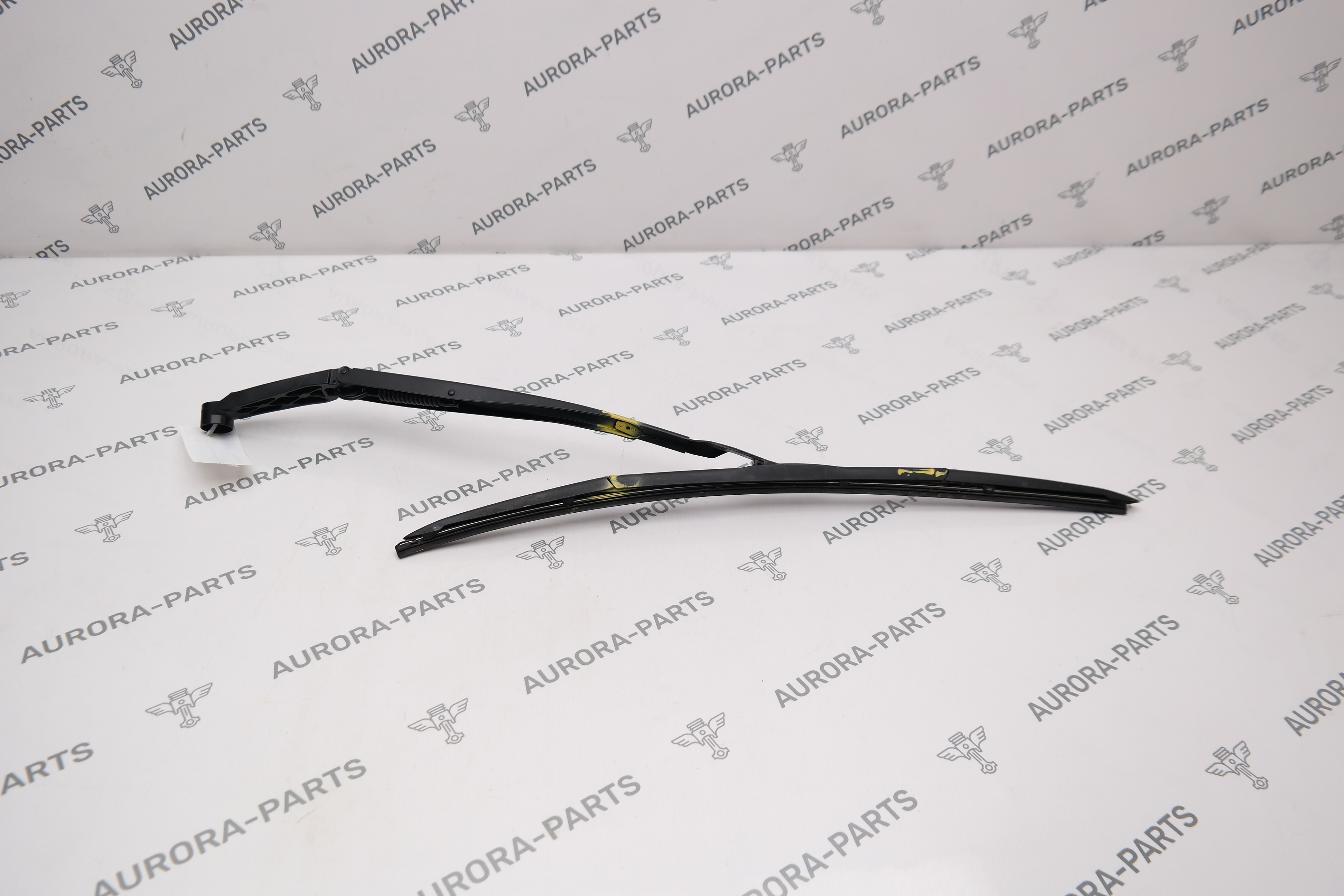 Поводок дворника LH Toyota Land Cruiser Prado 1GDFTV 