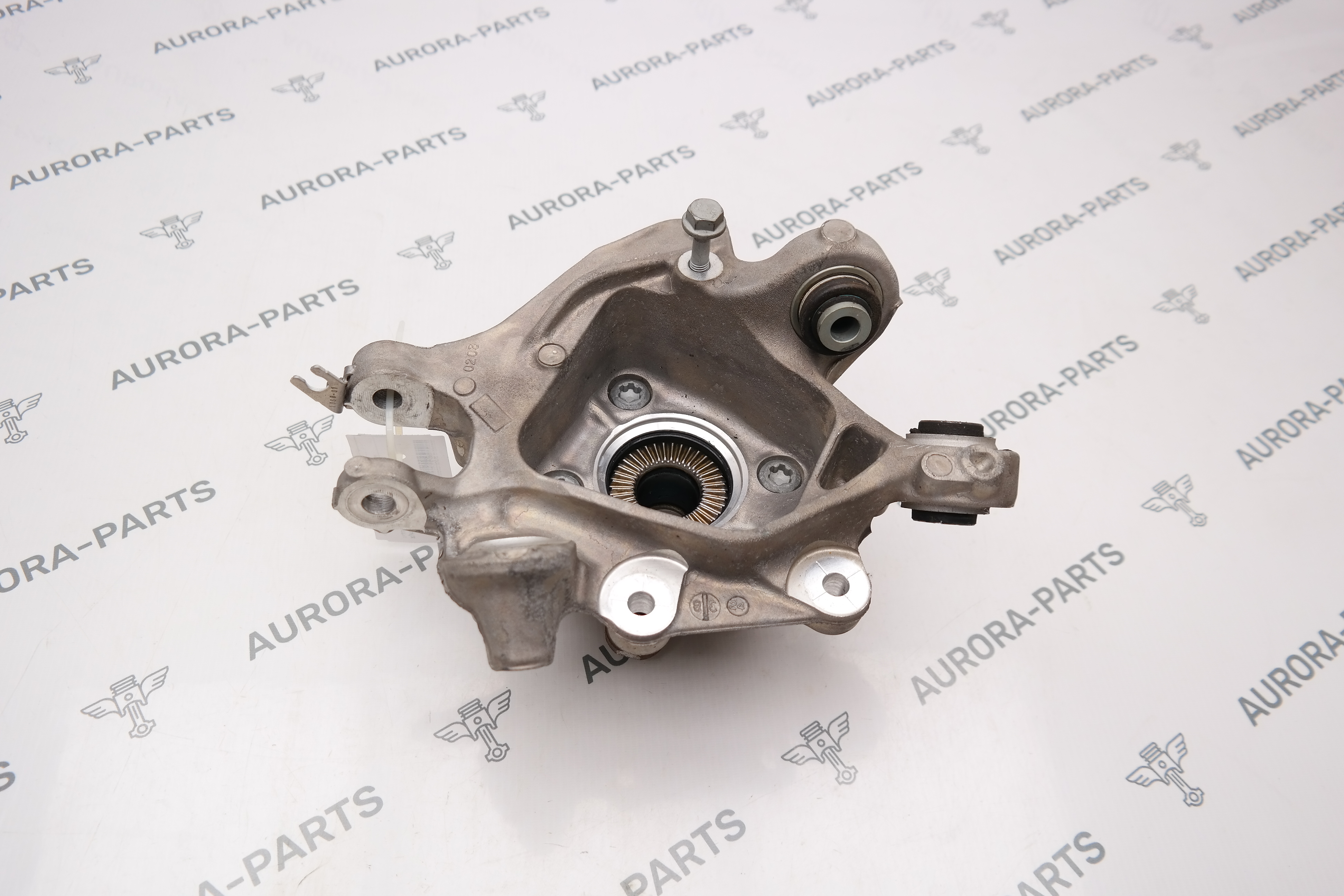 Кулак поворотный задней подвески RH 2025 год BMW X4