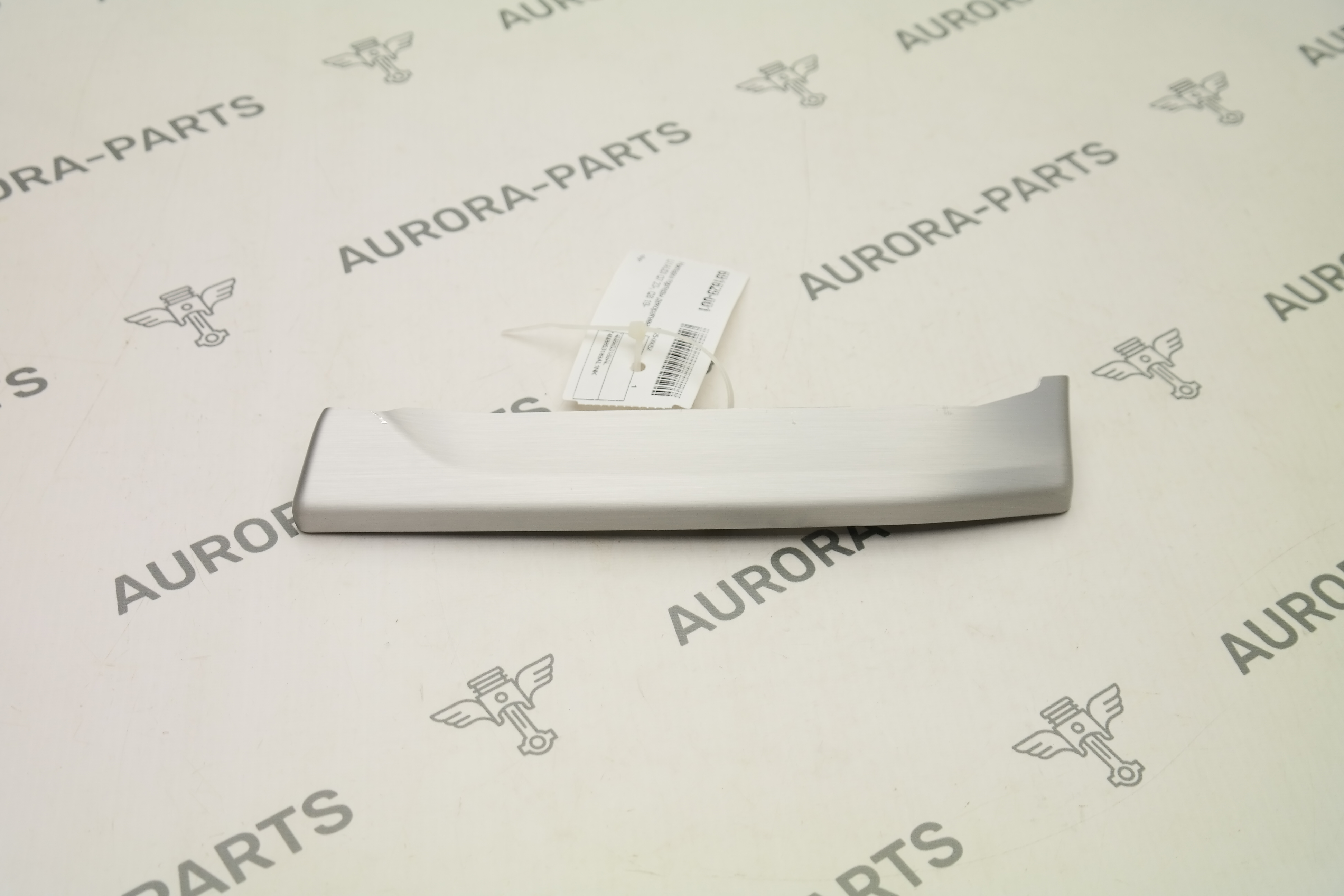 Накладка торпеды декоративная LH Audi Q7