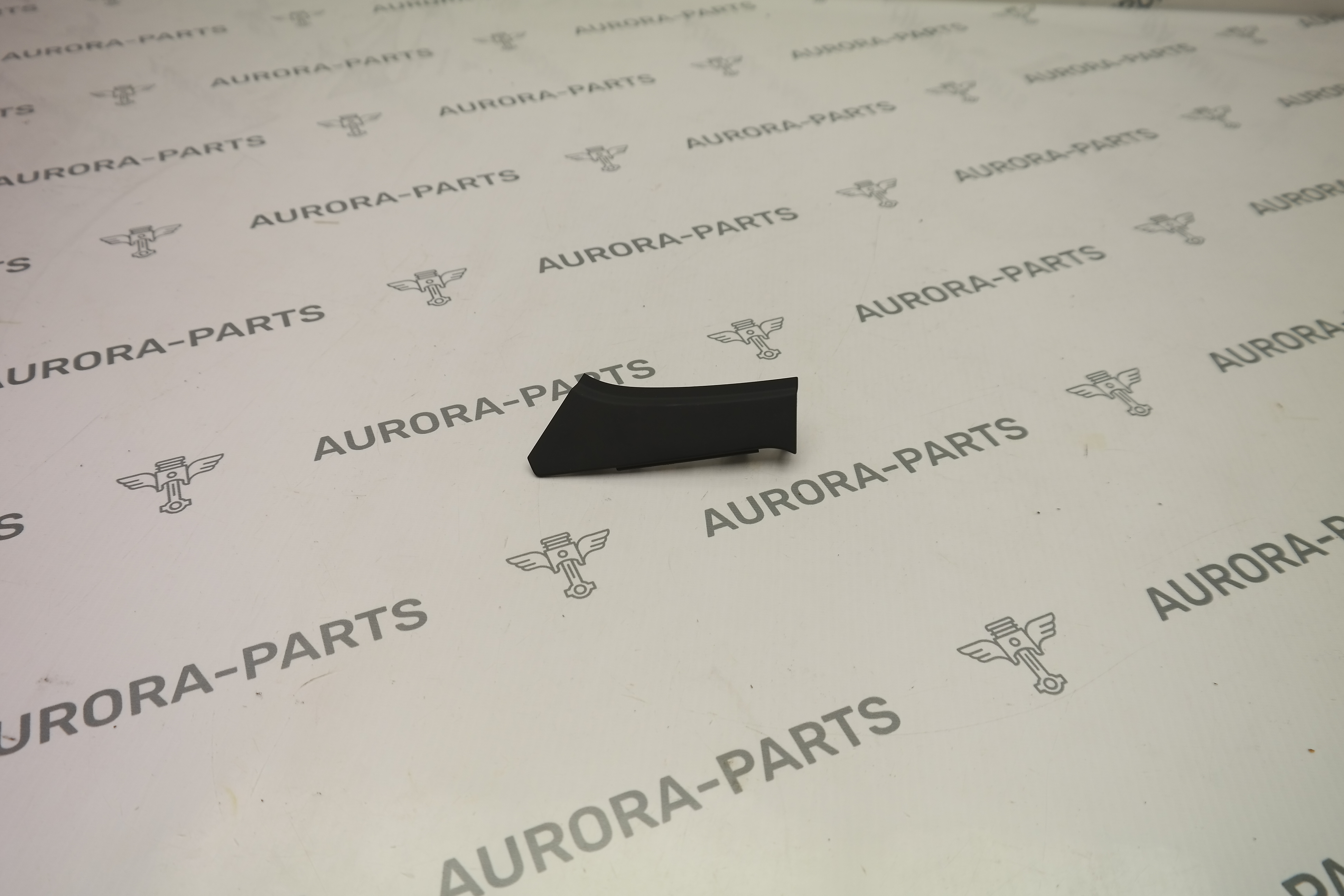 Накладка торпеды LH Audi Q7