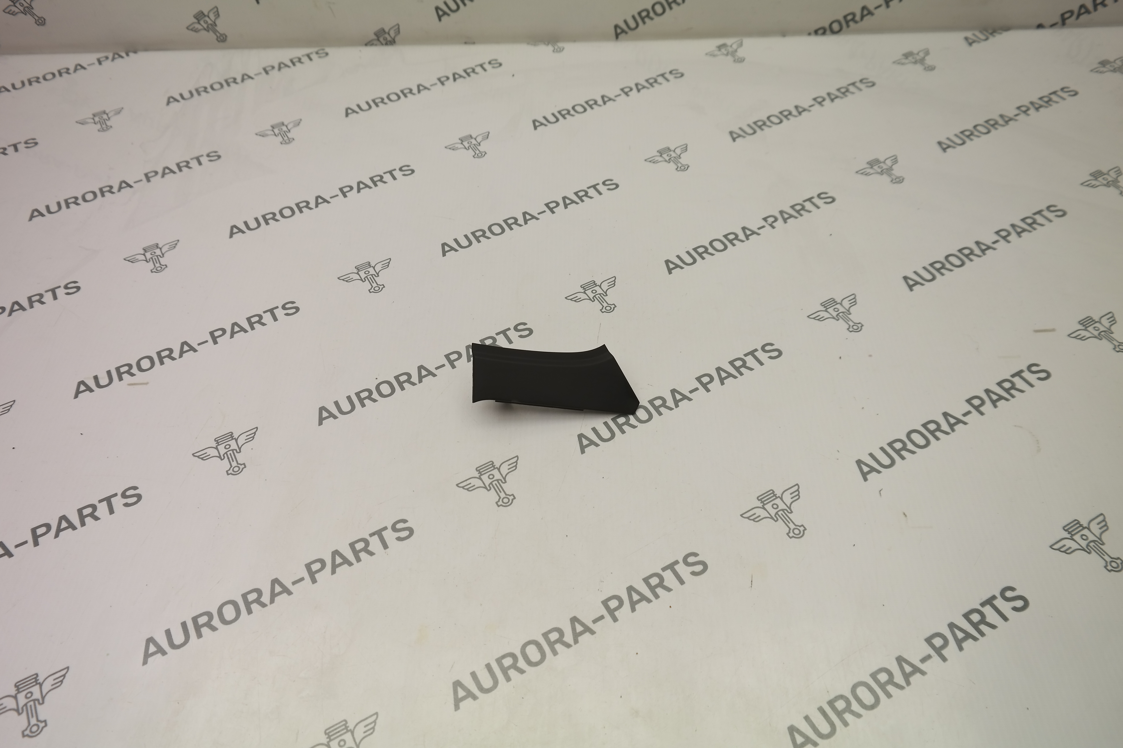 Накладка торпеды RH Audi Q7