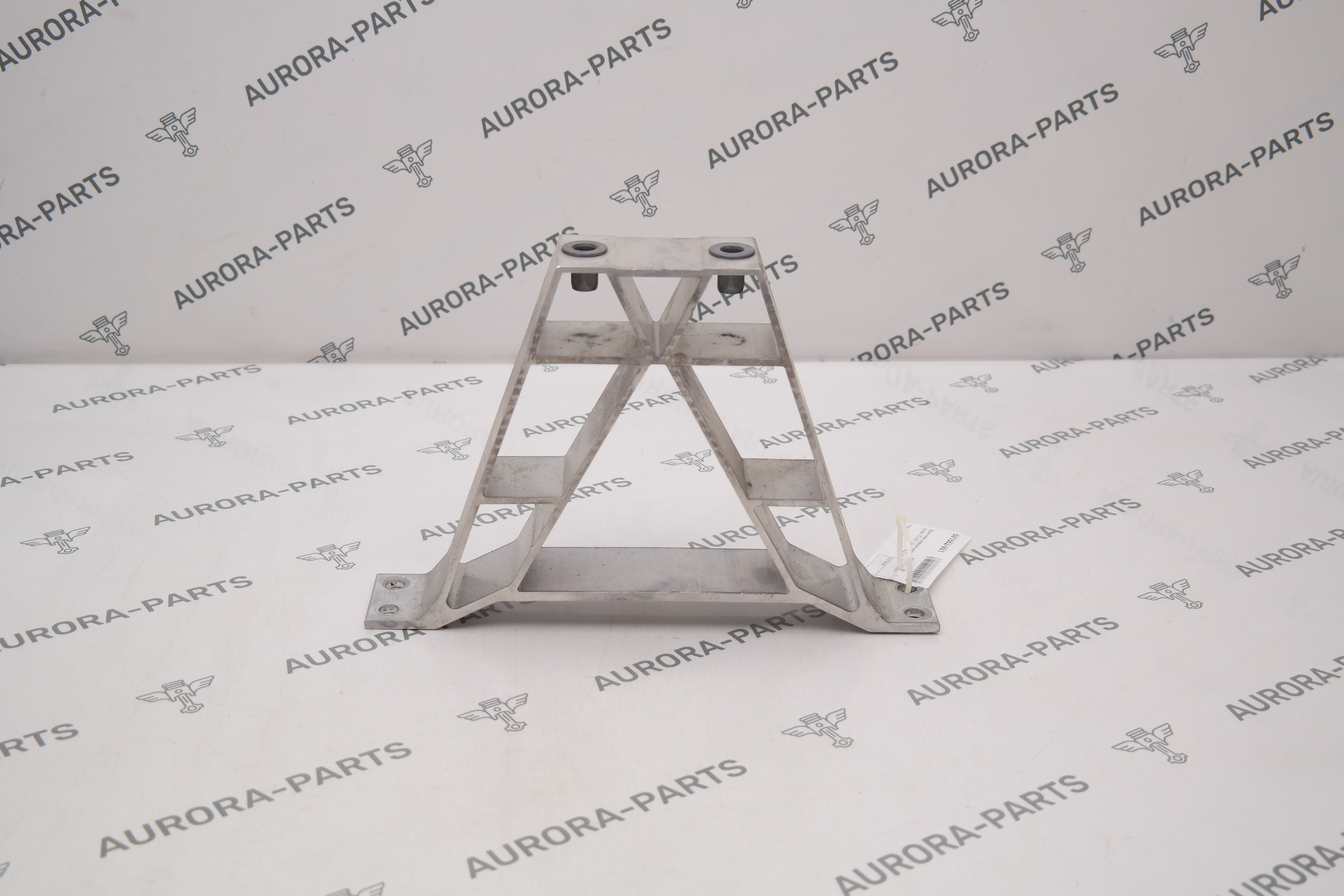 Кронштейн опорный распорок кузова BMW X4