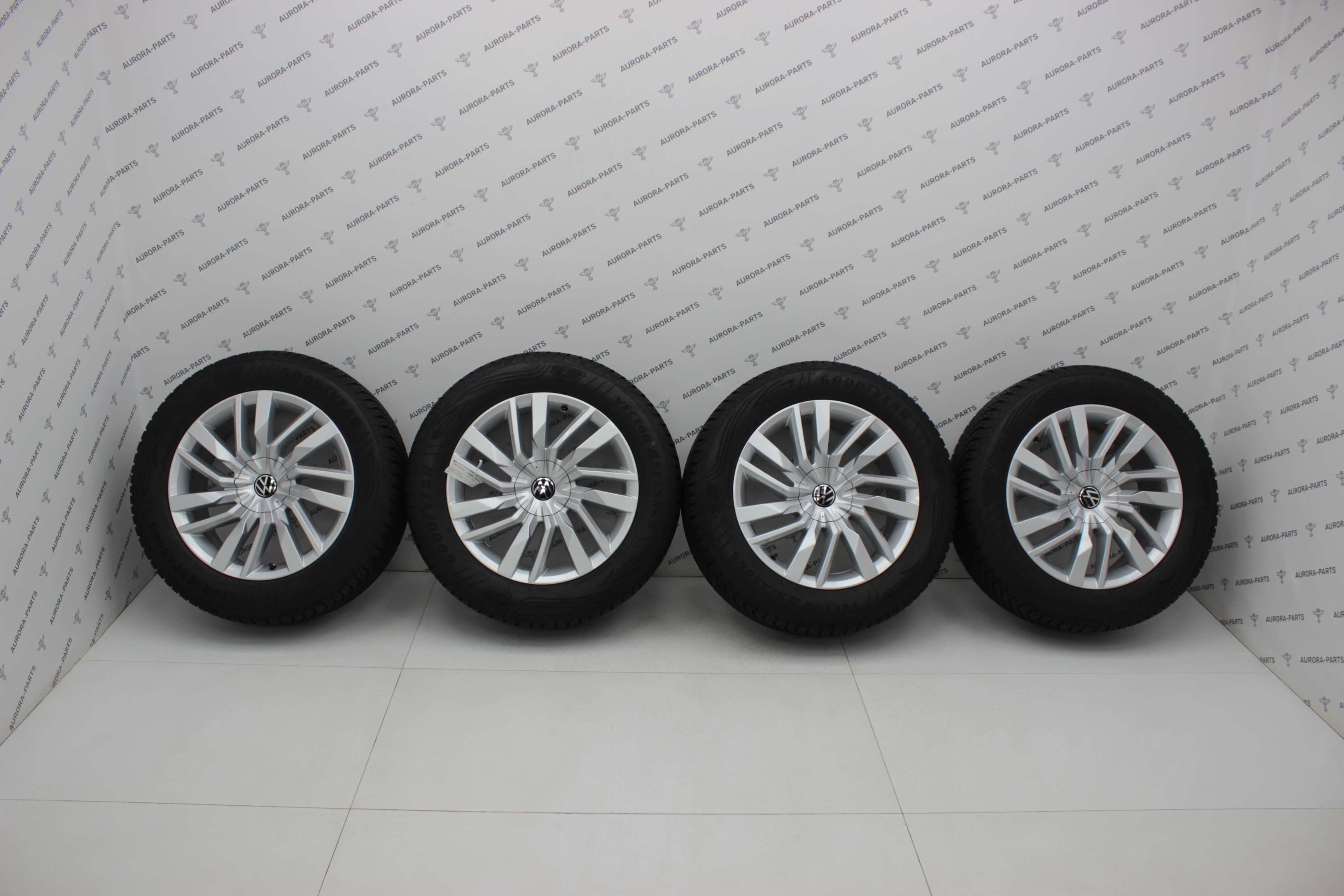 Комплект литых дисков (OSORNO) с резиной R19 255/55R19 GoodYear Rotation (2 неделя 25 год) VW Touareg