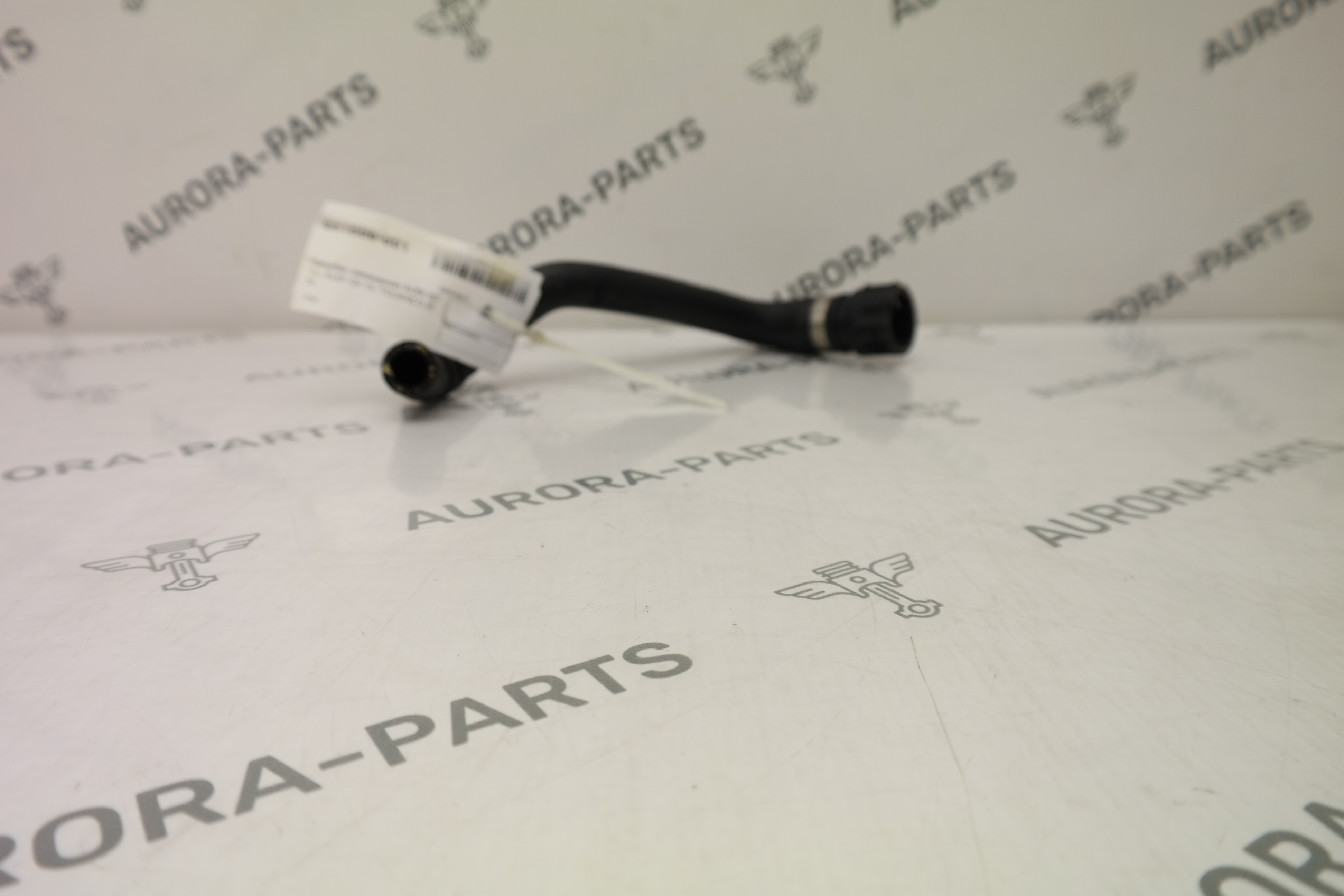 Патрубок охлаждения Audi Q7