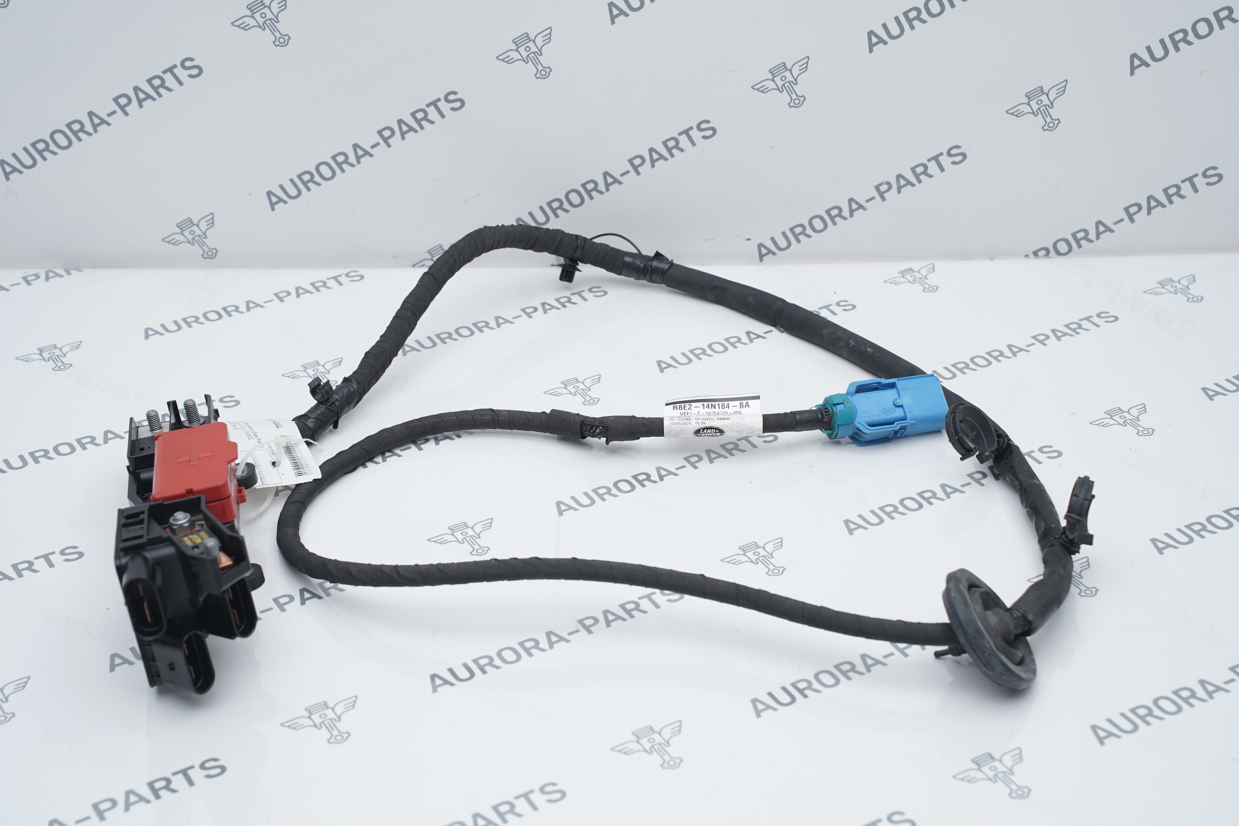 Провод плюсовой в сборе Land Rover Range Rover 30DDTX