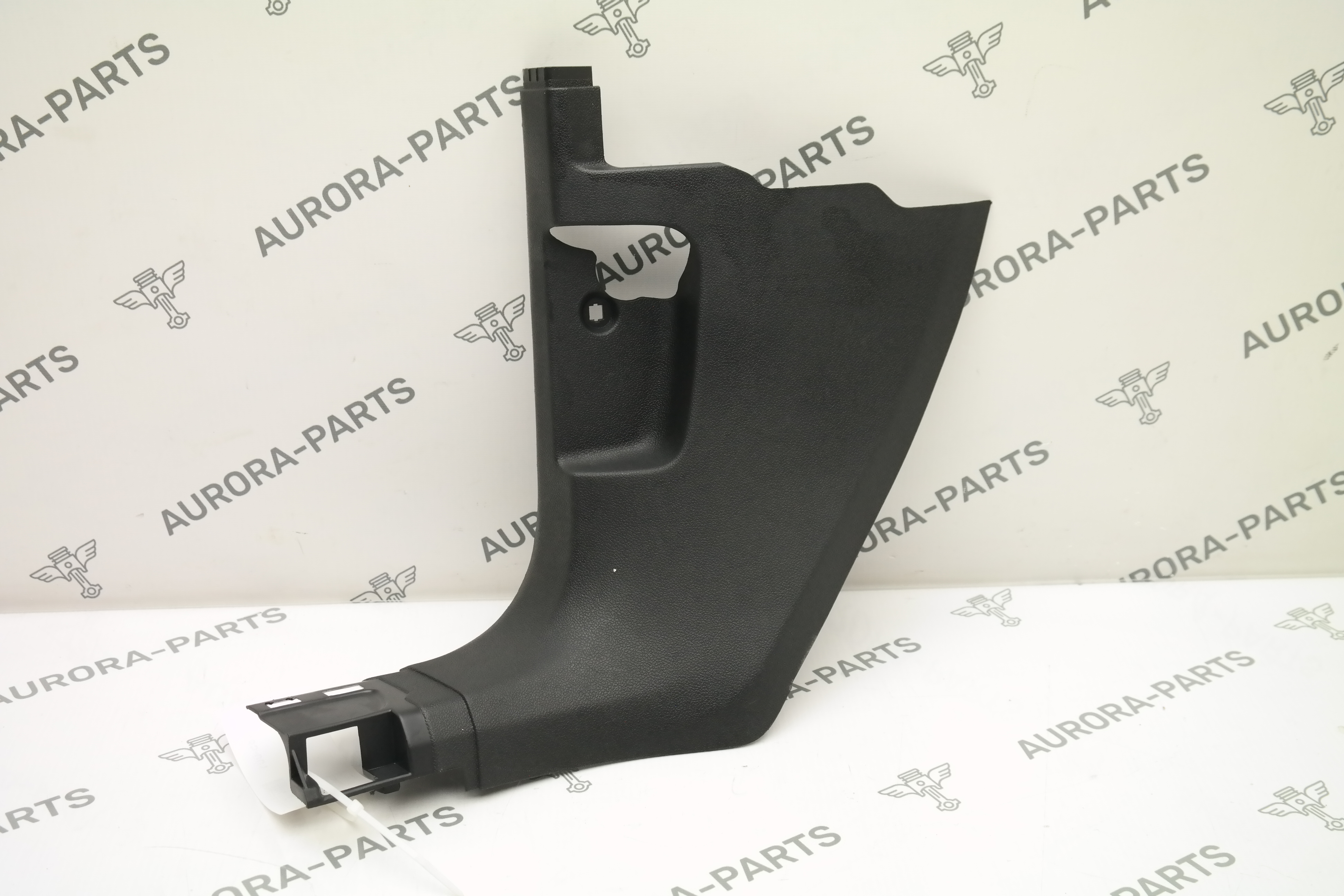 Накладка порога (внутренняя) LH VW Tiguan