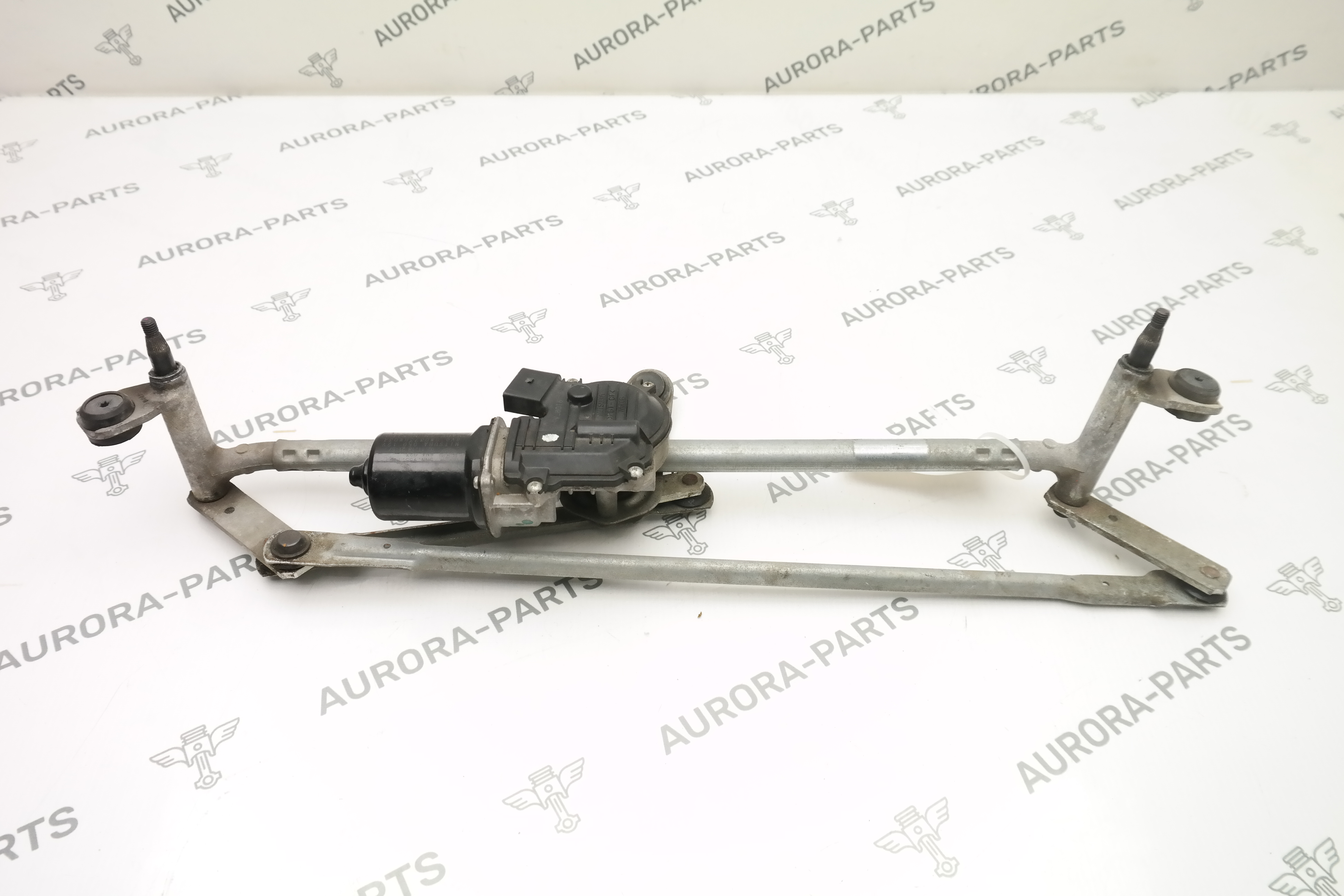 Трапеция стеклоочистителя с мотором VW Tiguan