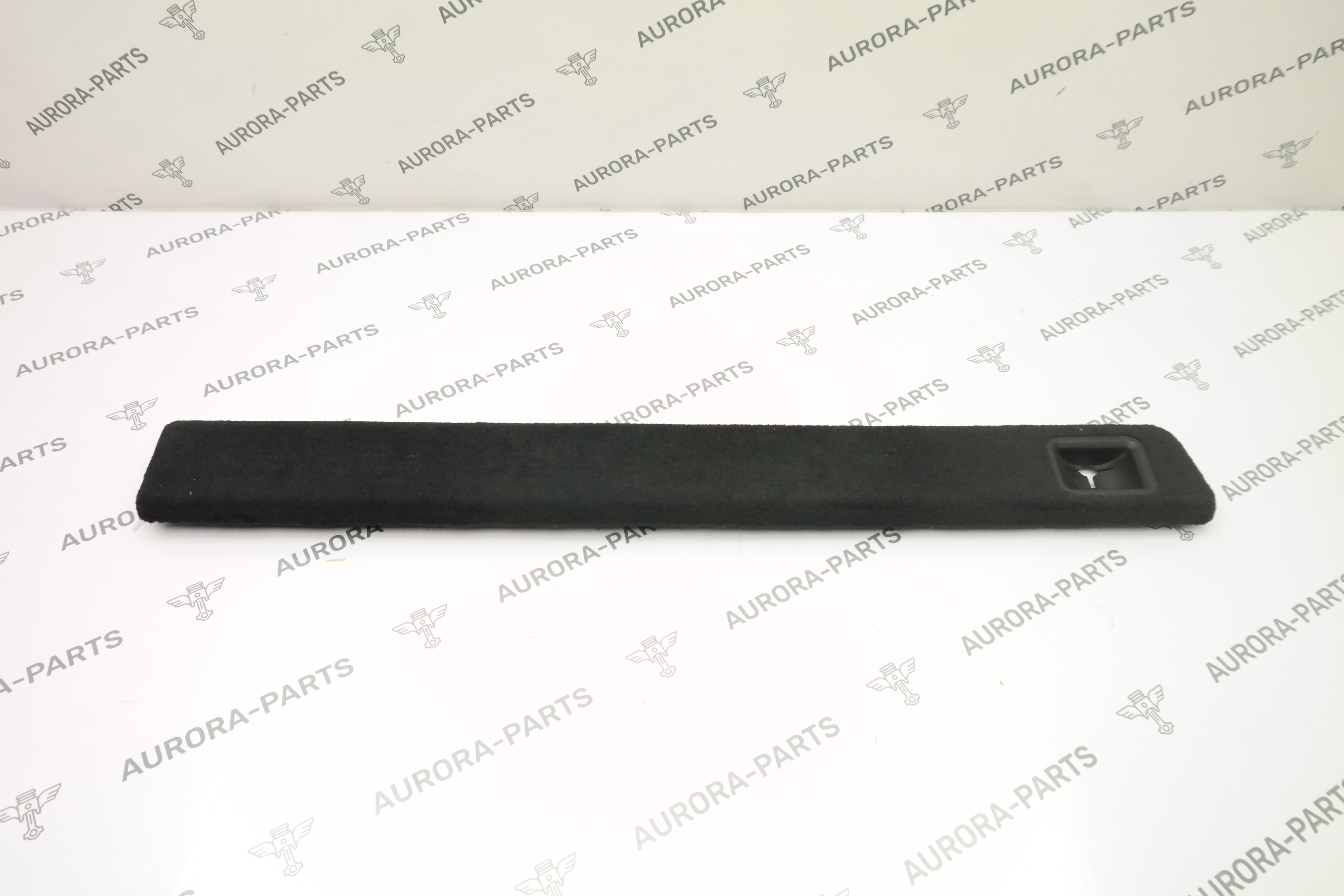 Накладка багажного отделения RH BMW X6