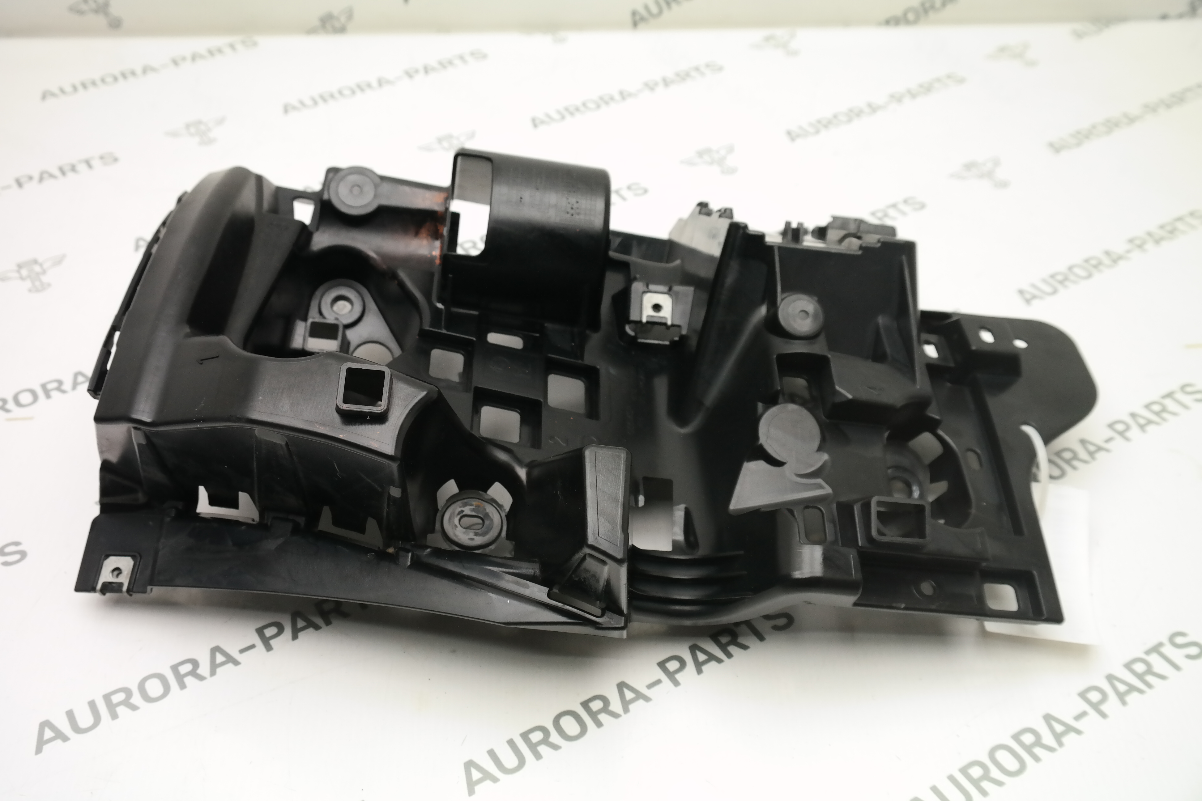 Кронштейн крепления заднего бампера RH BMW X6