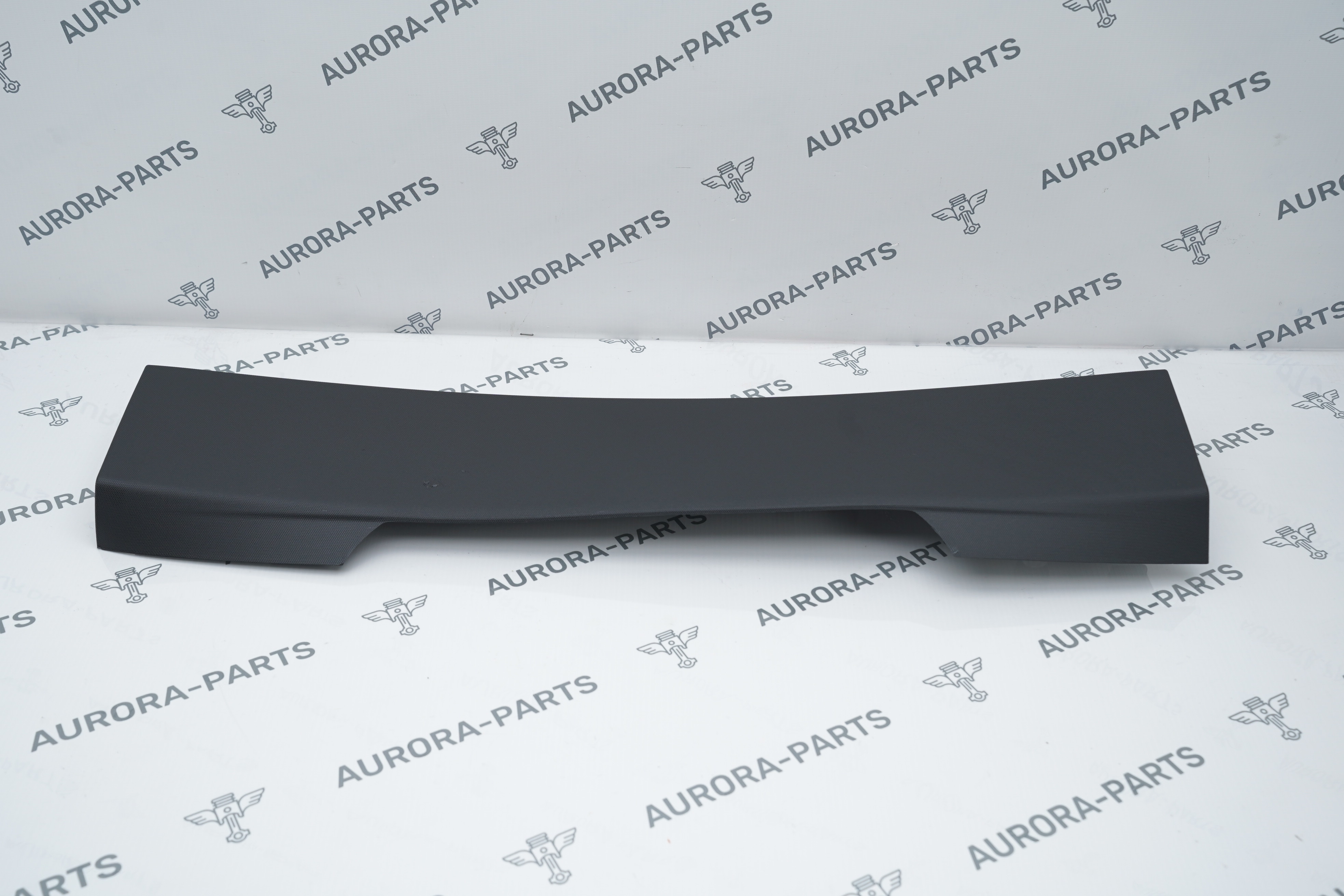 Обшивка крышки багажника BMW X6