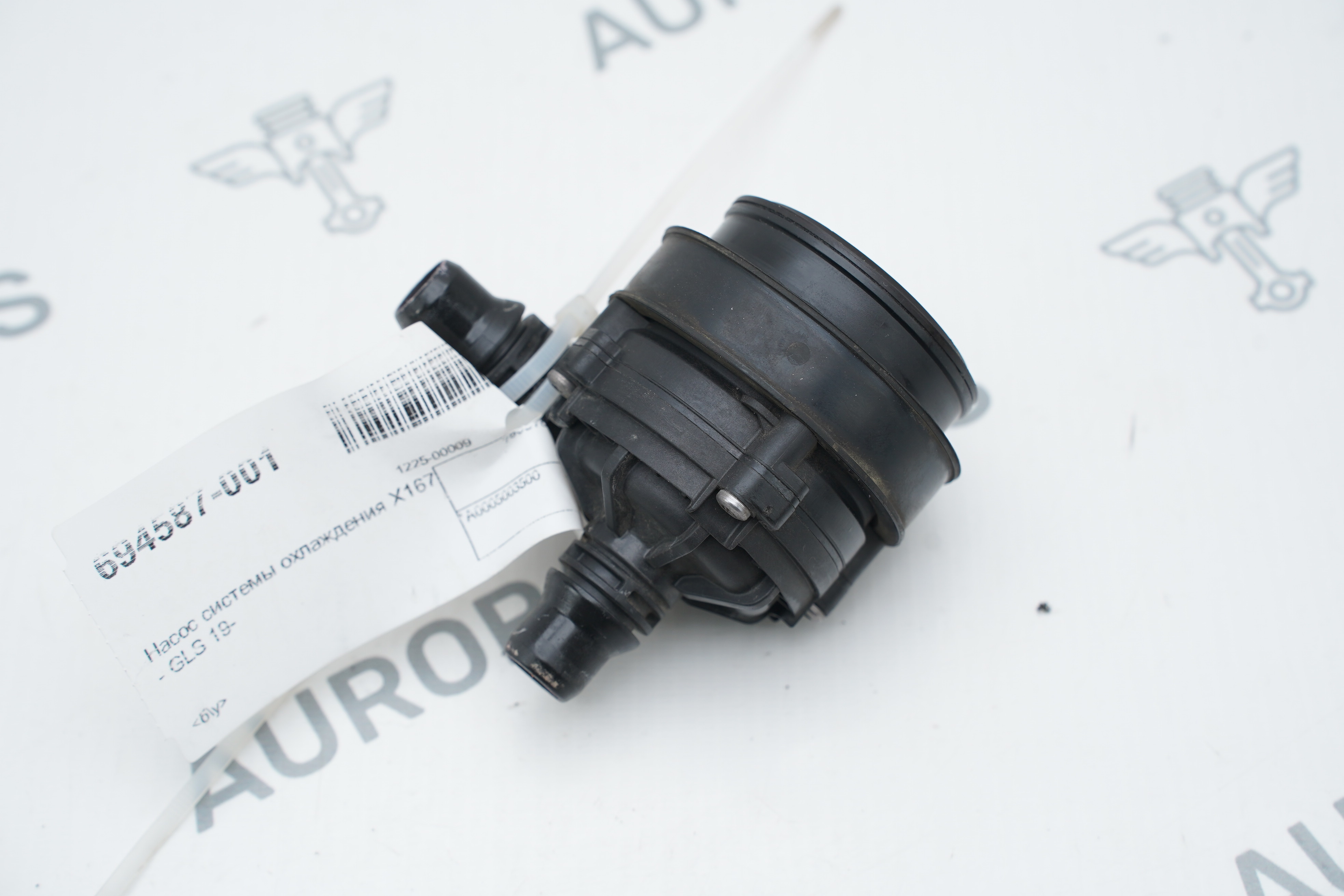 Насос системы охлаждения Mercedes GL/GLS