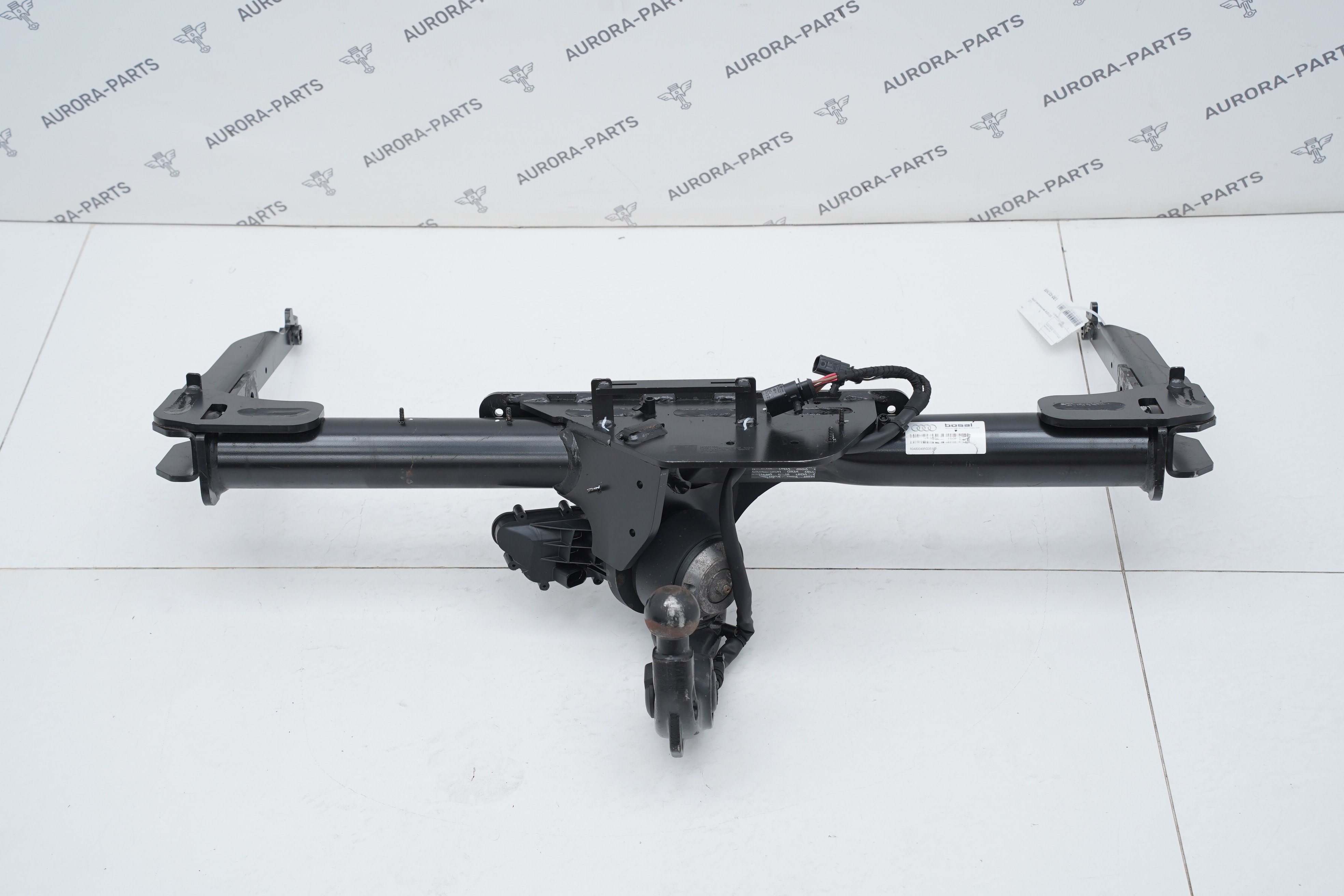 Фаркоп с электроприводом Audi Q5 