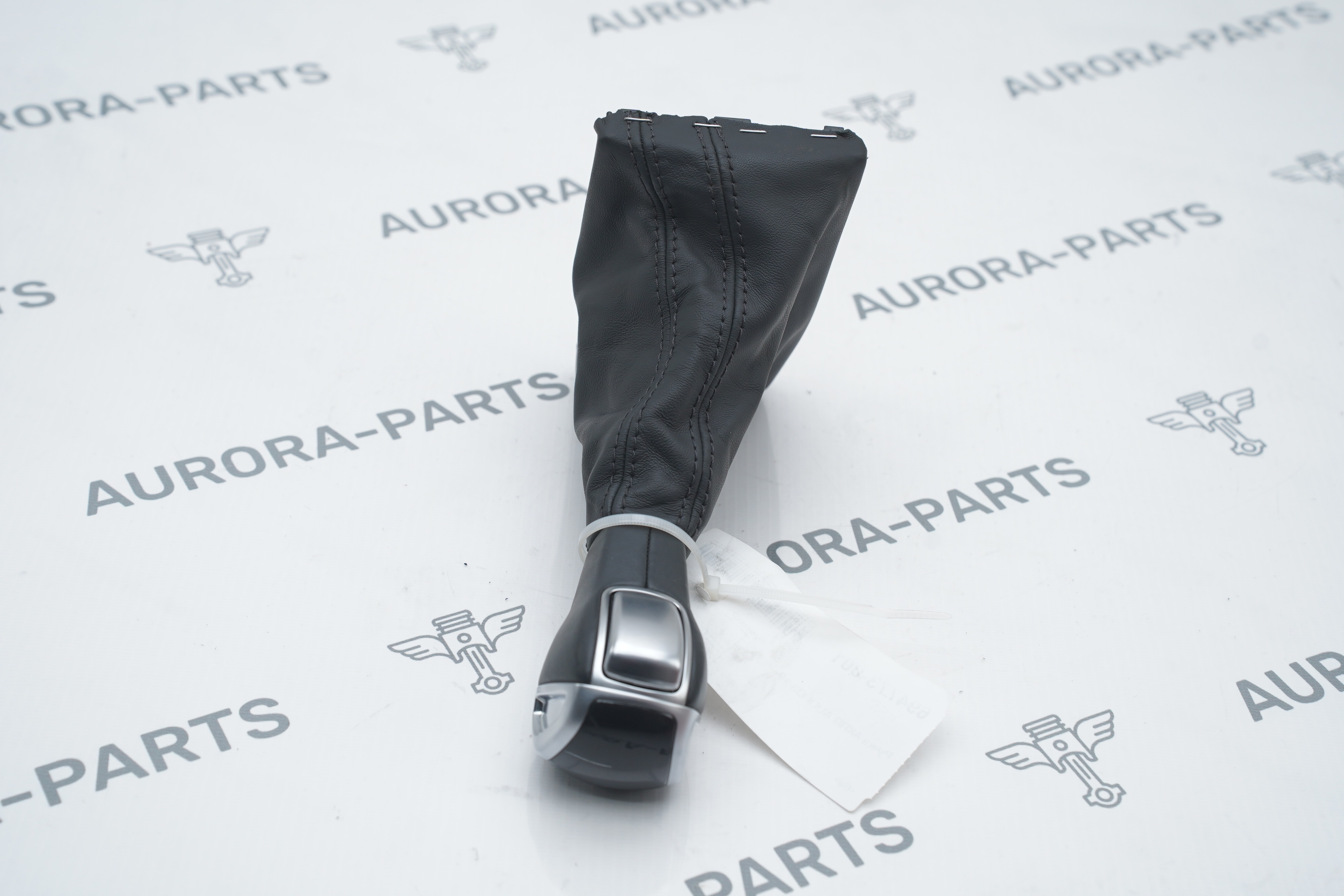 Ручка АКПП Audi Q3