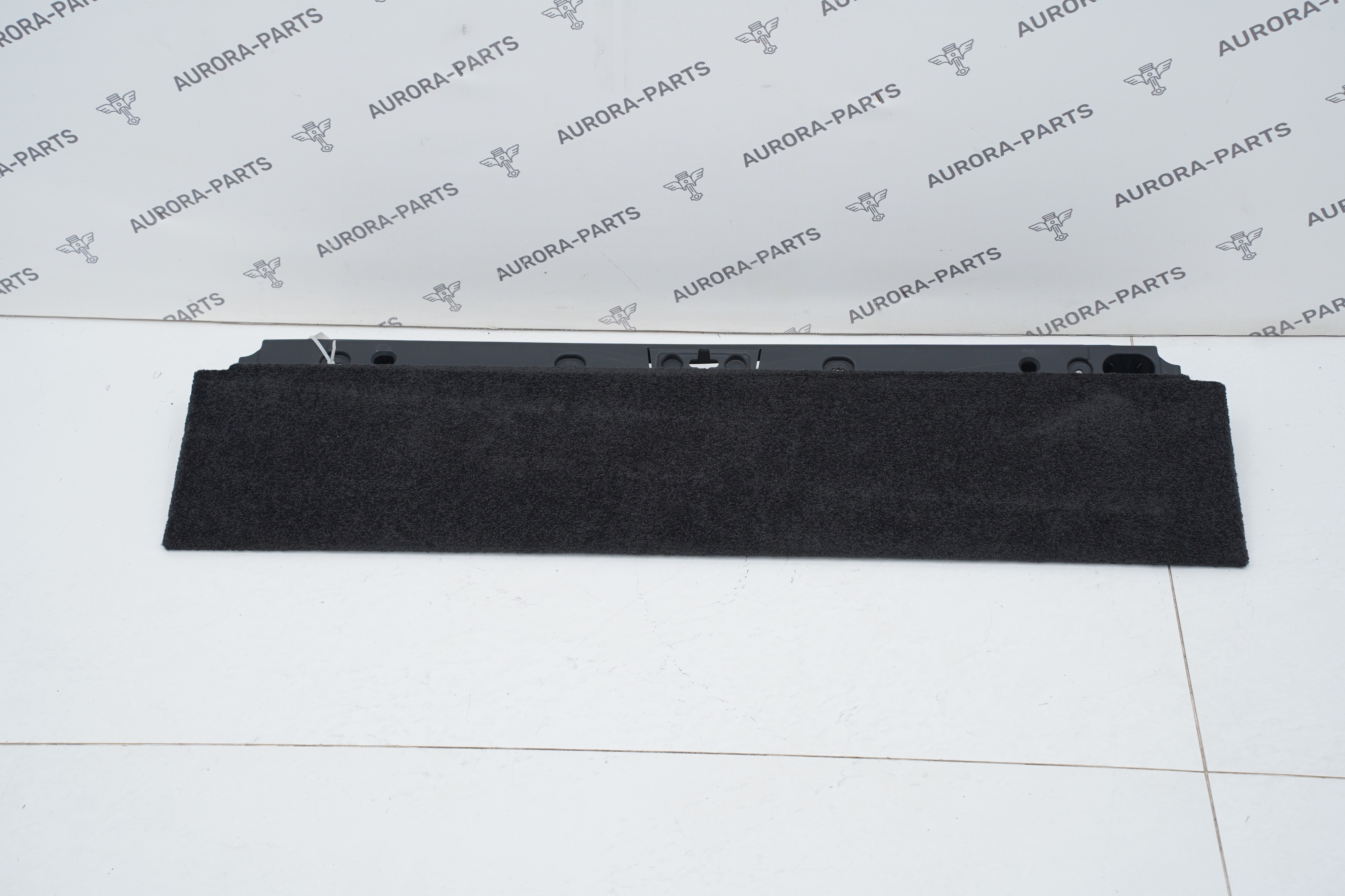 Обшивка борта  багажника Land Rover Range Rover 30DDTX