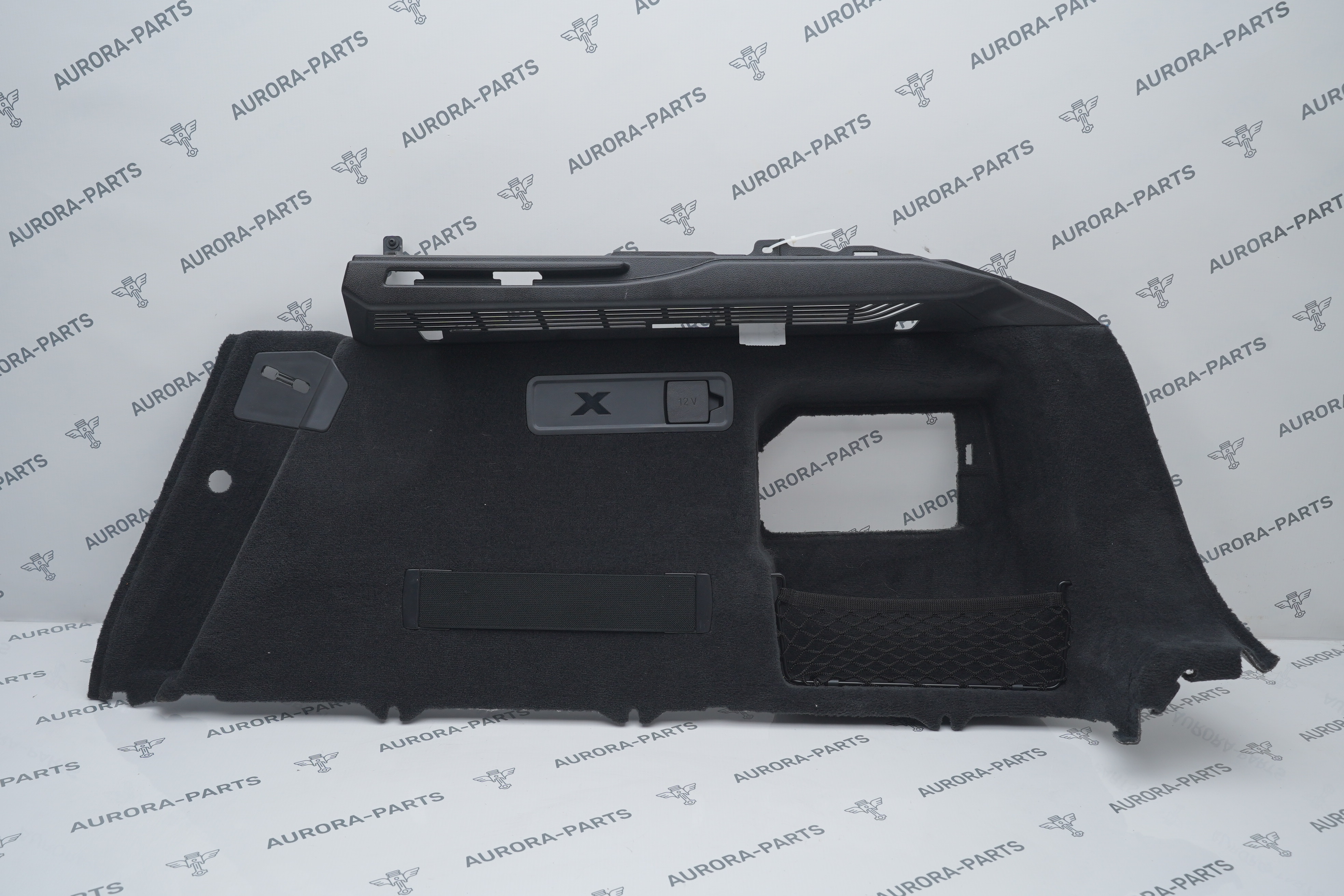 Обшивка багажника RH BMW X6