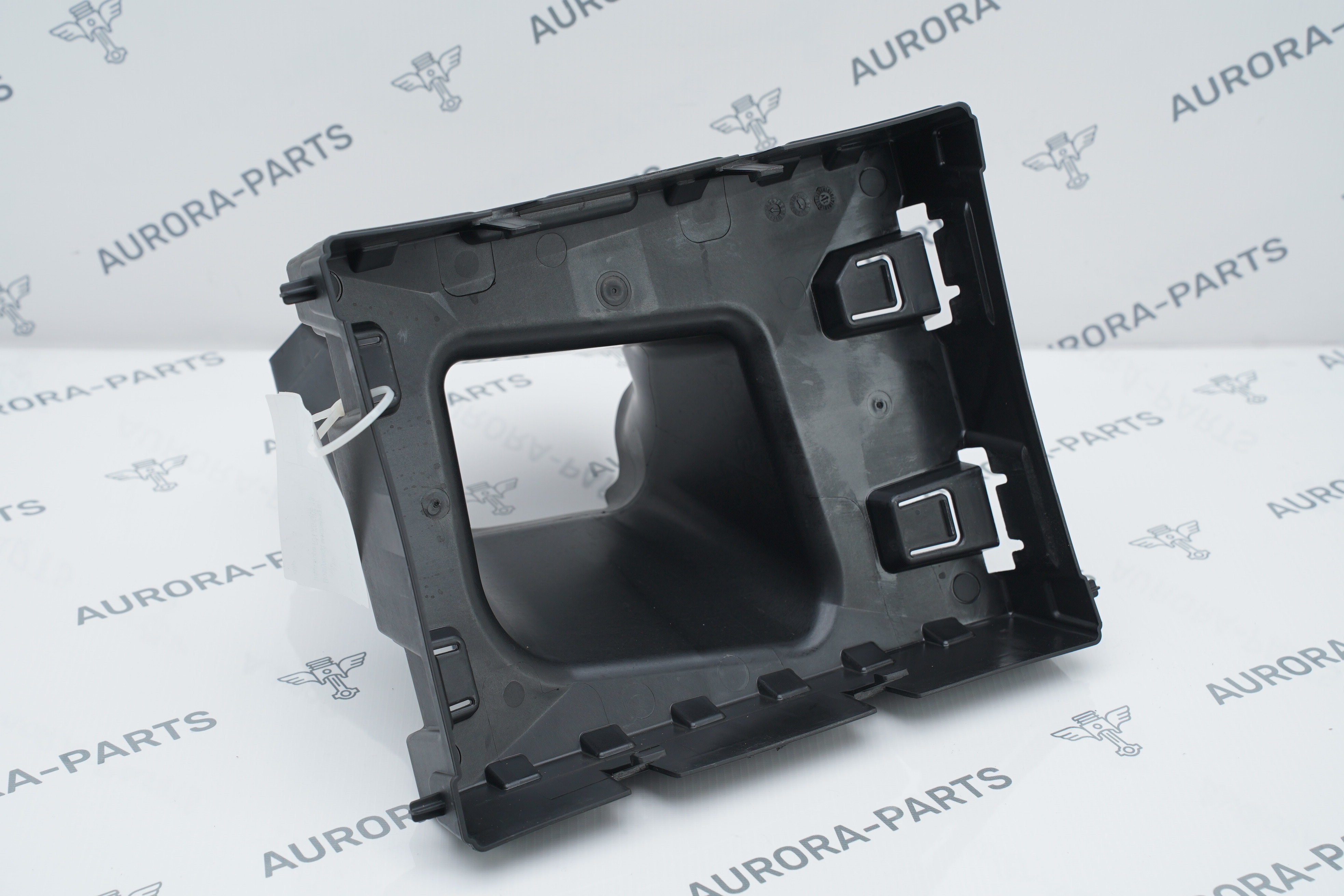 Воздуховод маслянного радиатора RH BMW X6