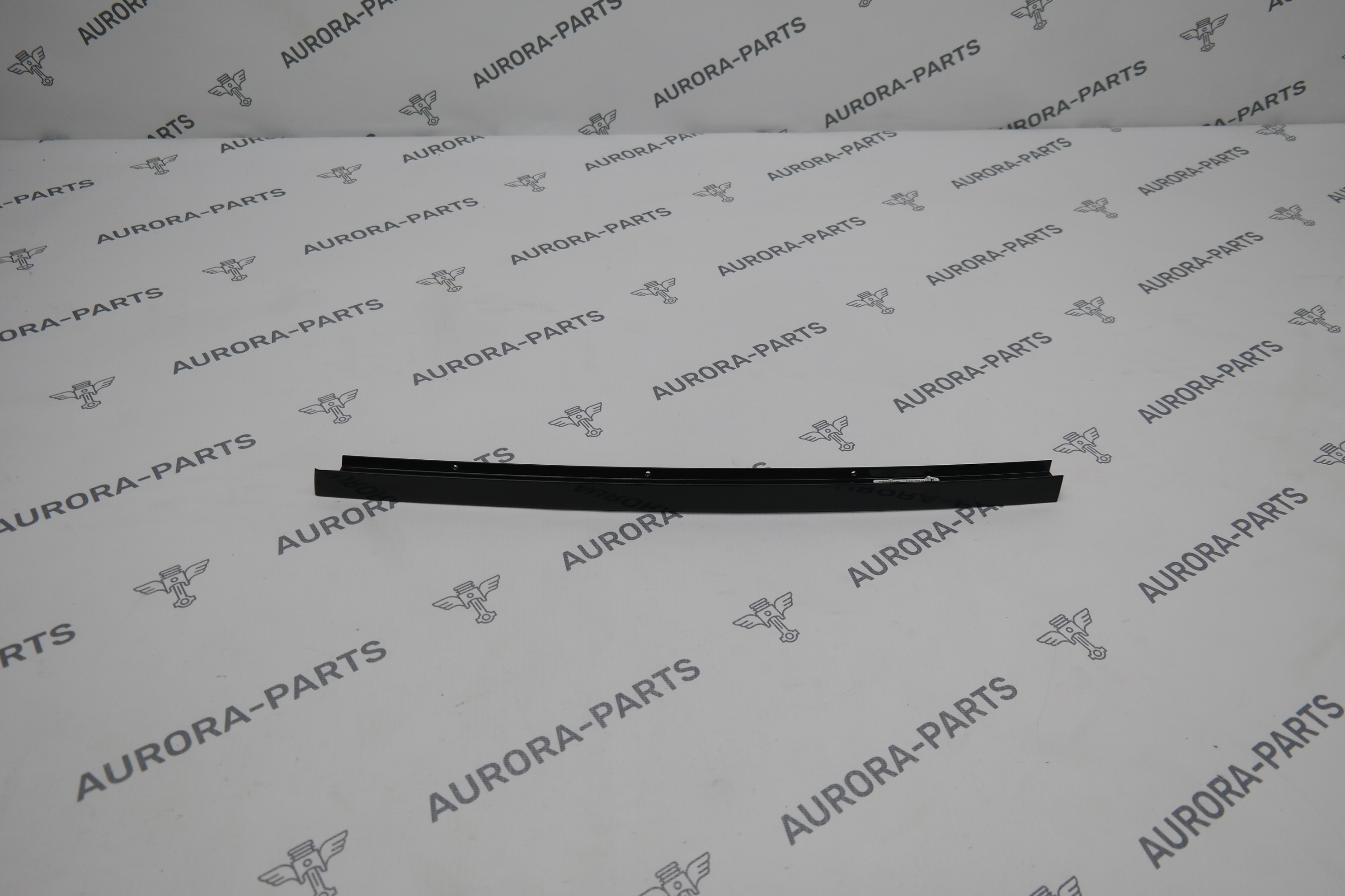 Молдинг перемычка задней двери LH Mercedes ML/GLE