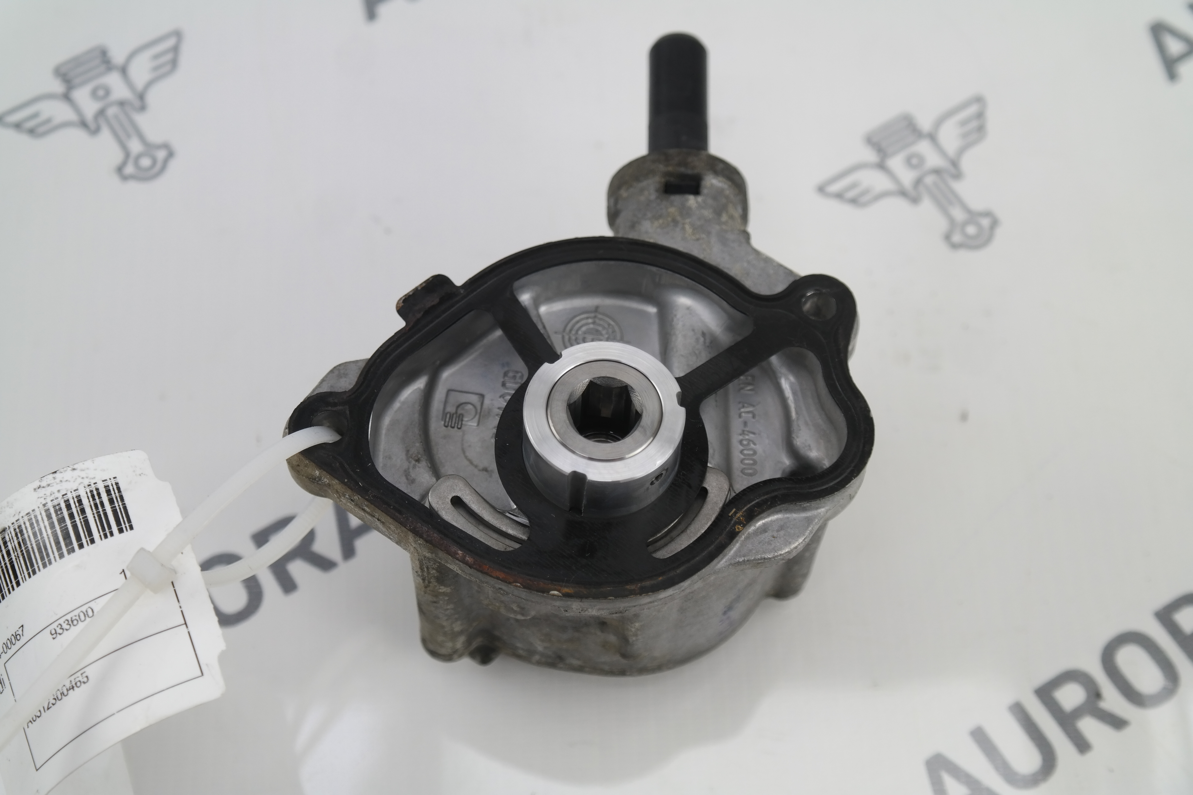 Насос вакуумный Om 651 2.2 cdi Mercedes GLC