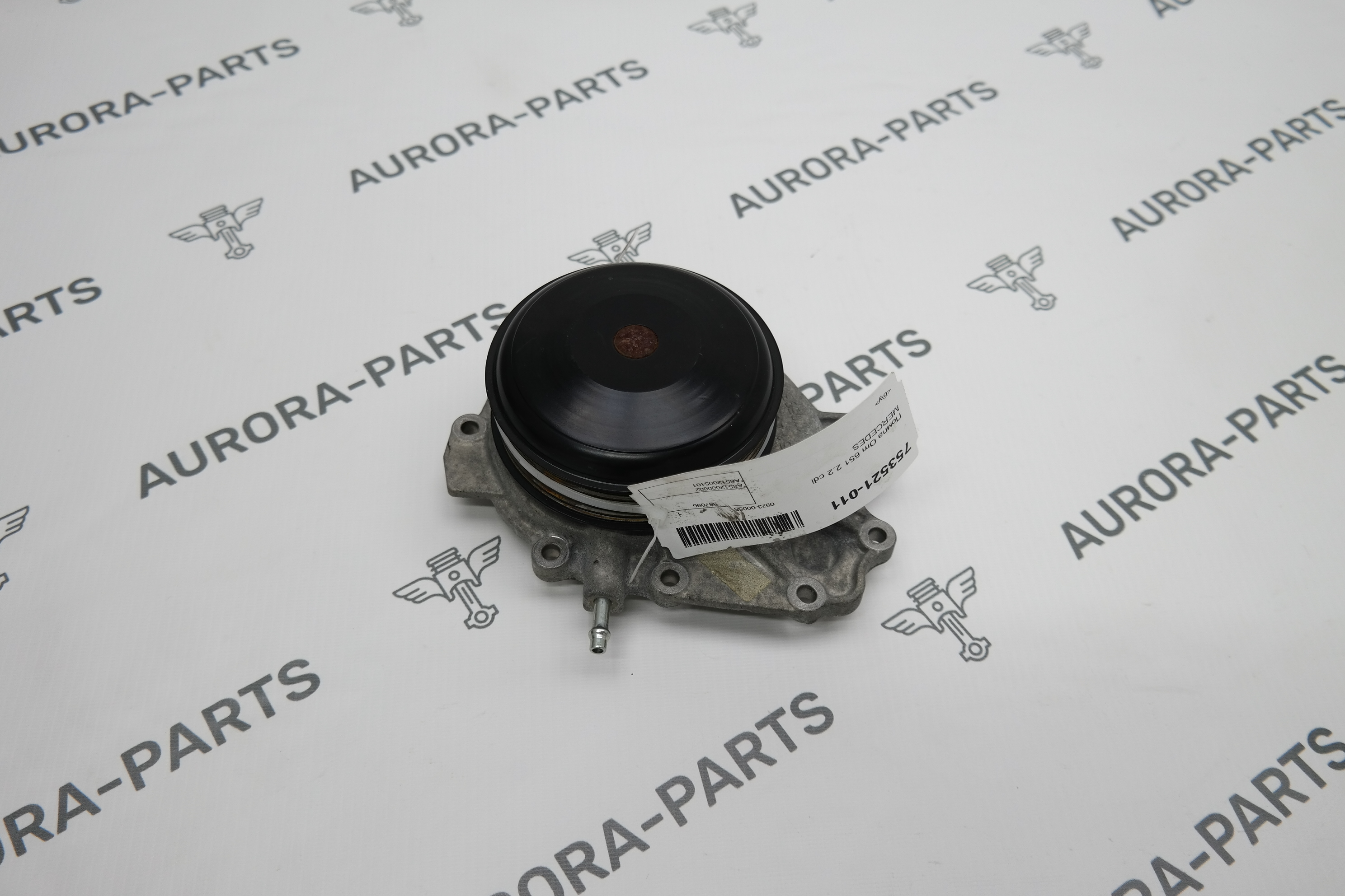 Помпа Om 651 2.2 cdi Mercedes GLC