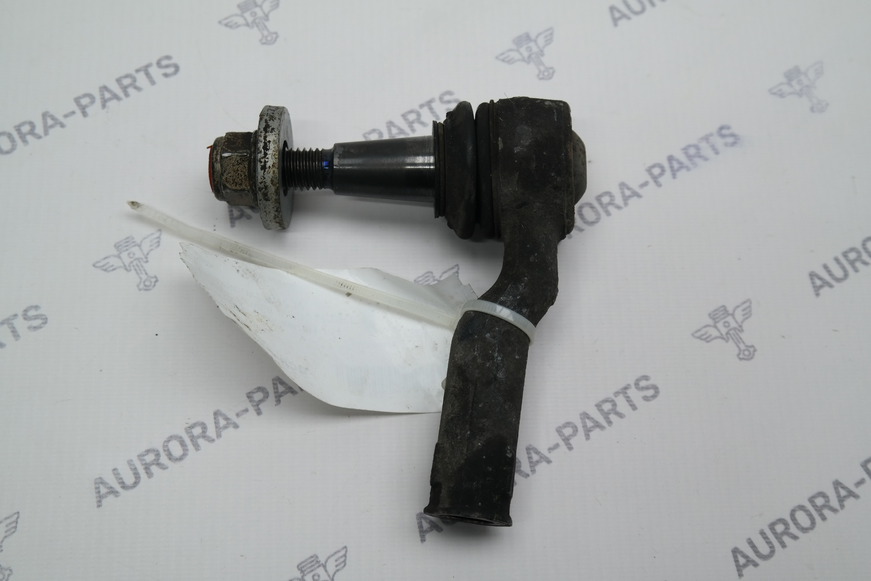 Наконечник рулевой  LH=RH Land Rover Discovery