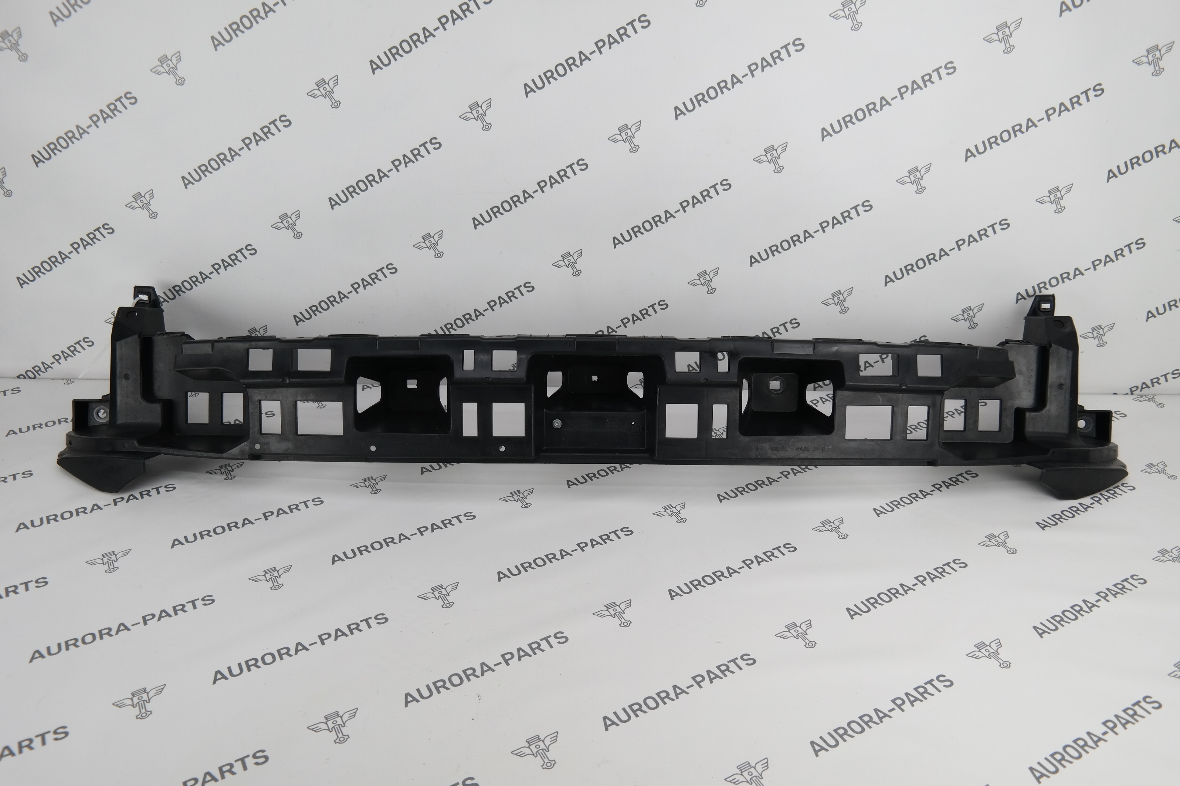 Кронштейн крепления заднего бампера центральный Land Rover Range Rover Velar