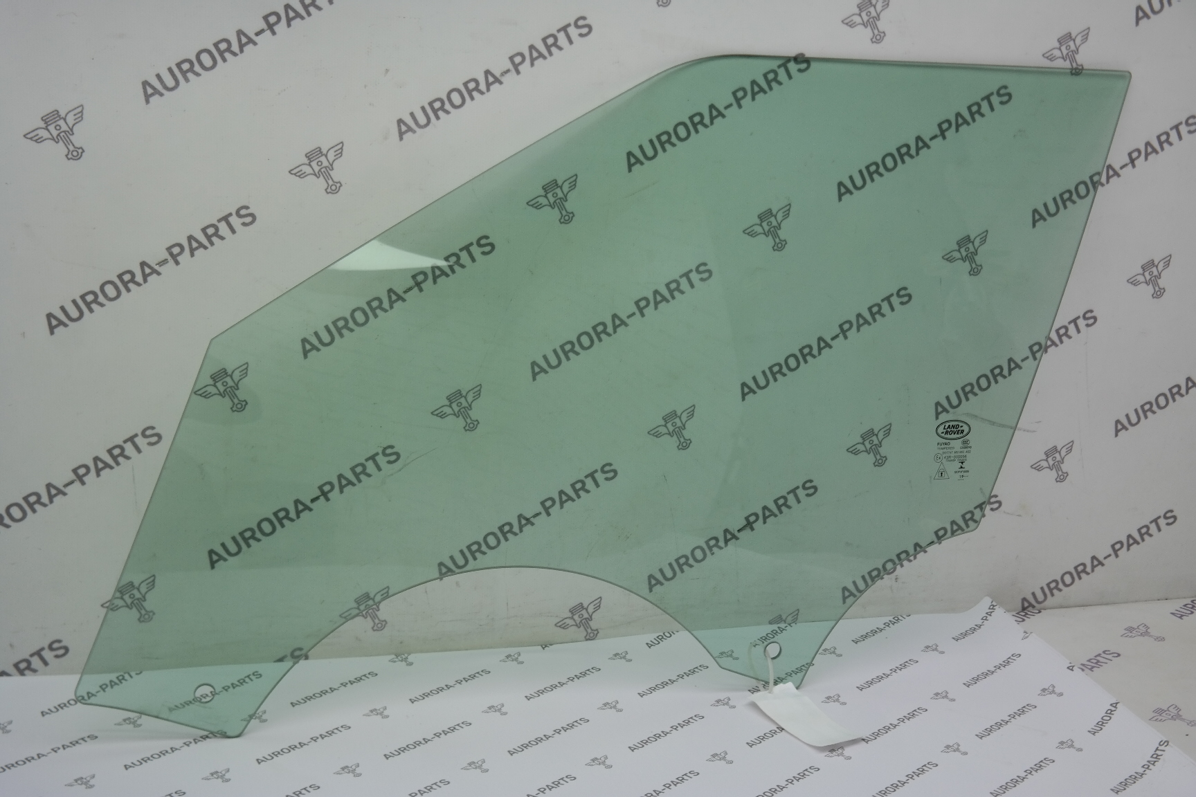 Стекло передней двери LH Land Rover Range Rover Velar