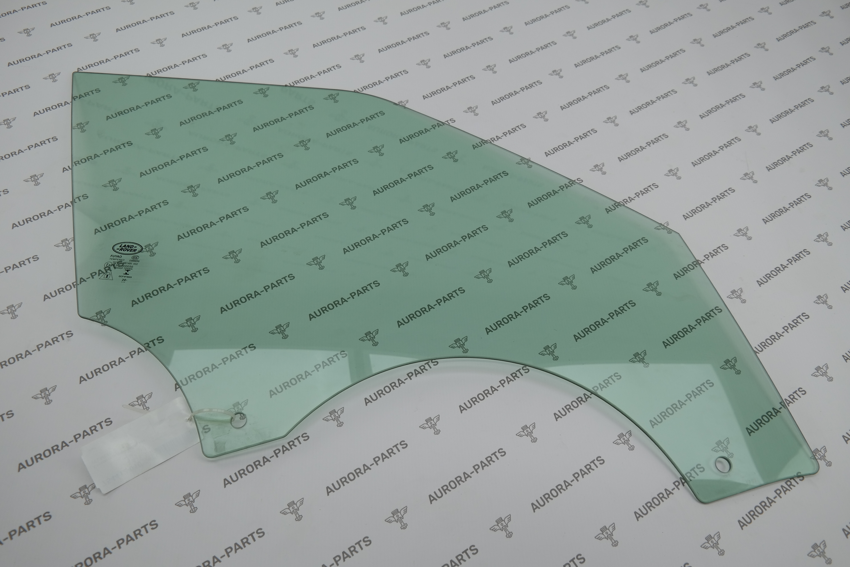 Стекло передней двери RH Land Rover Range Rover Velar