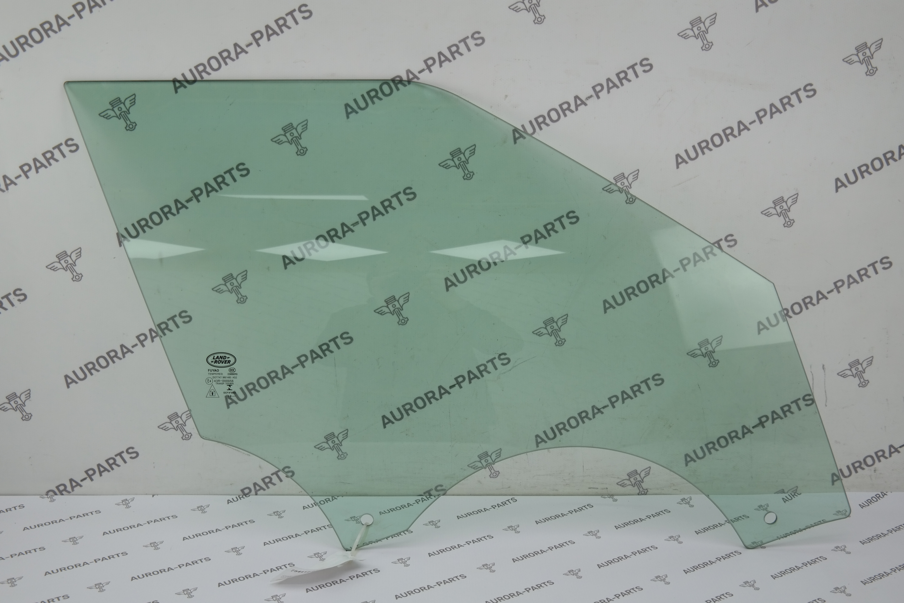 Стекло передней двери RH Land Rover Range Rover Velar