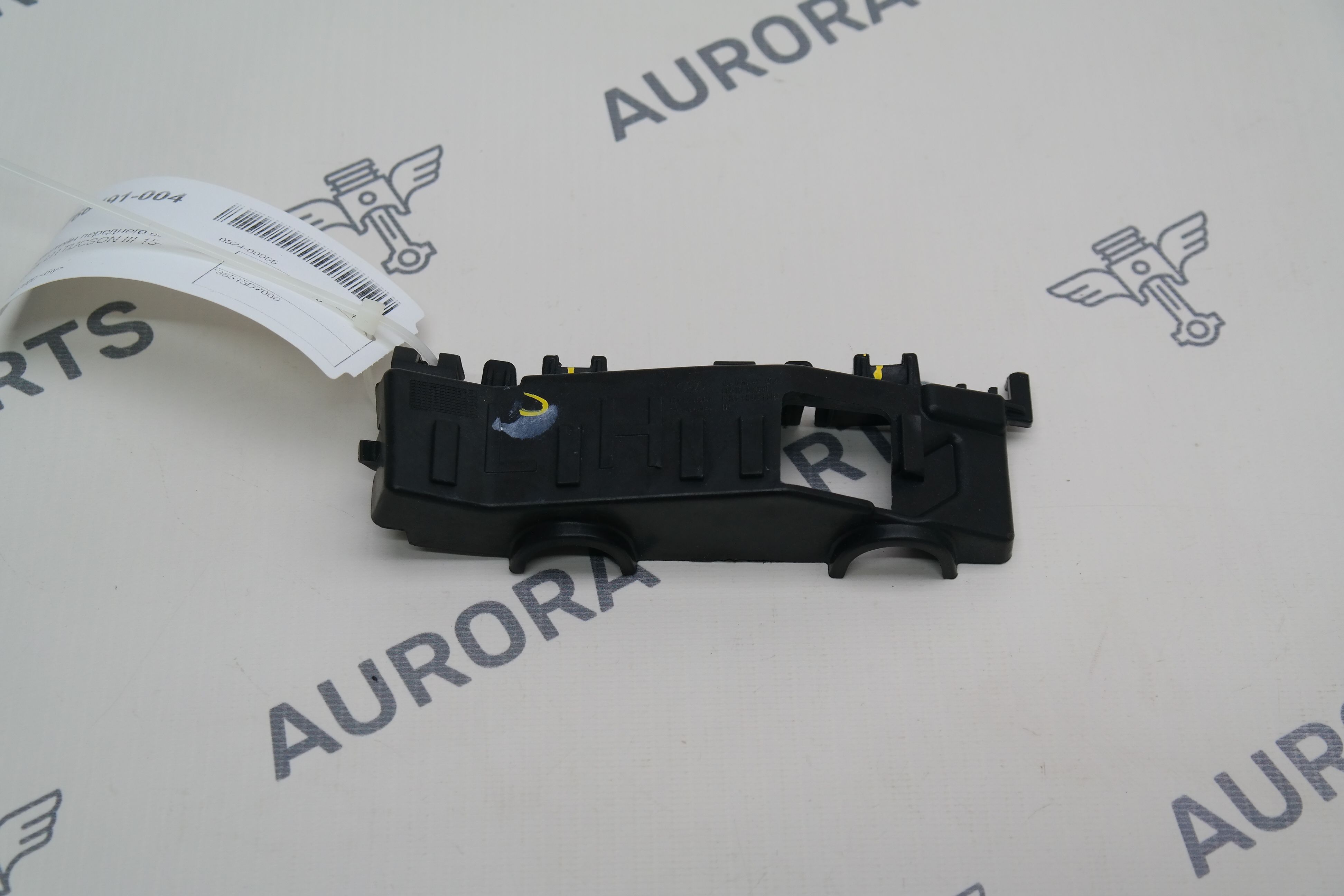 Кронштейн переднего бампера к крылу LH Hyundai Tucson