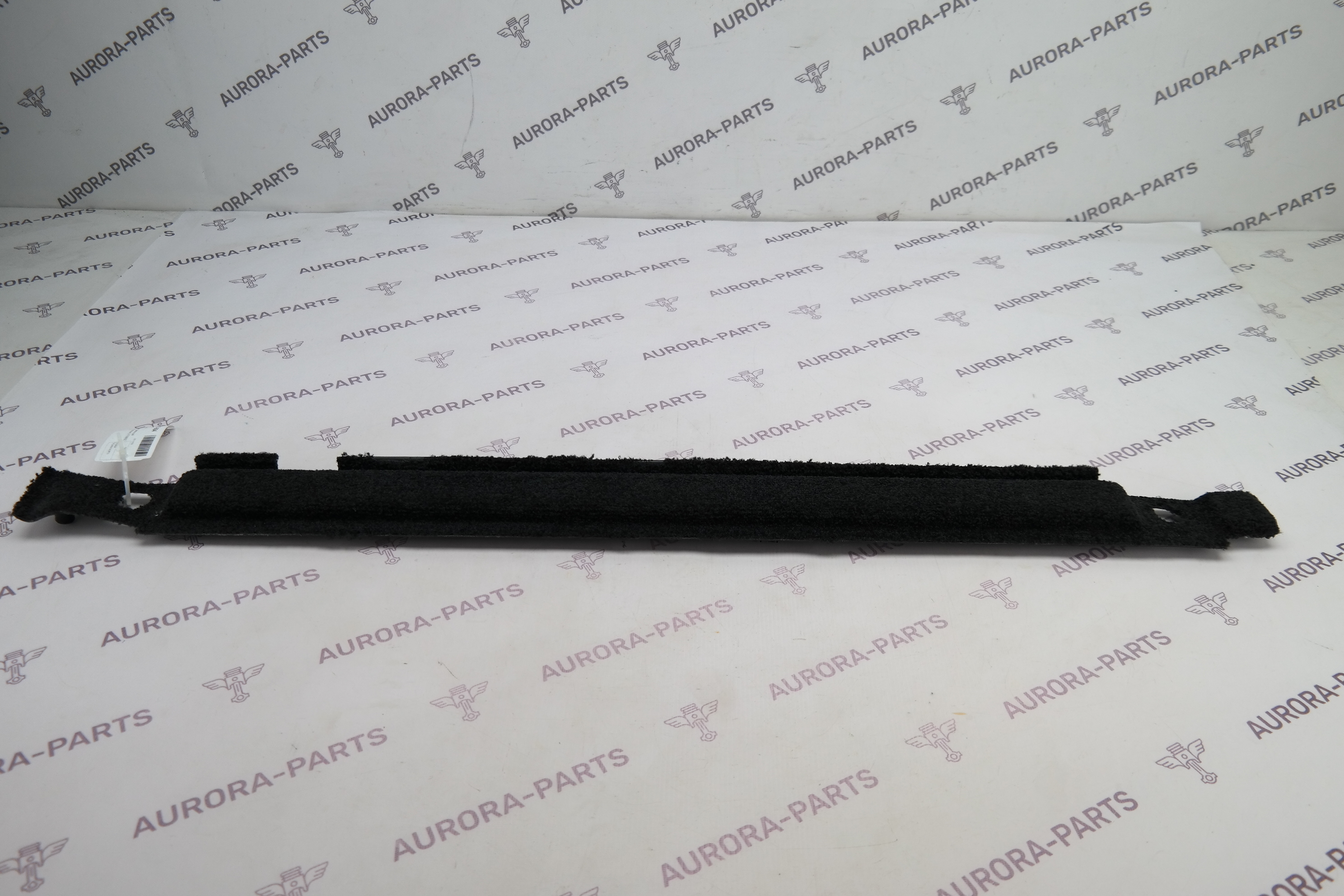 Вкладыш направляющий багажного отделения LH Land Rover Range Rover 30DDTX