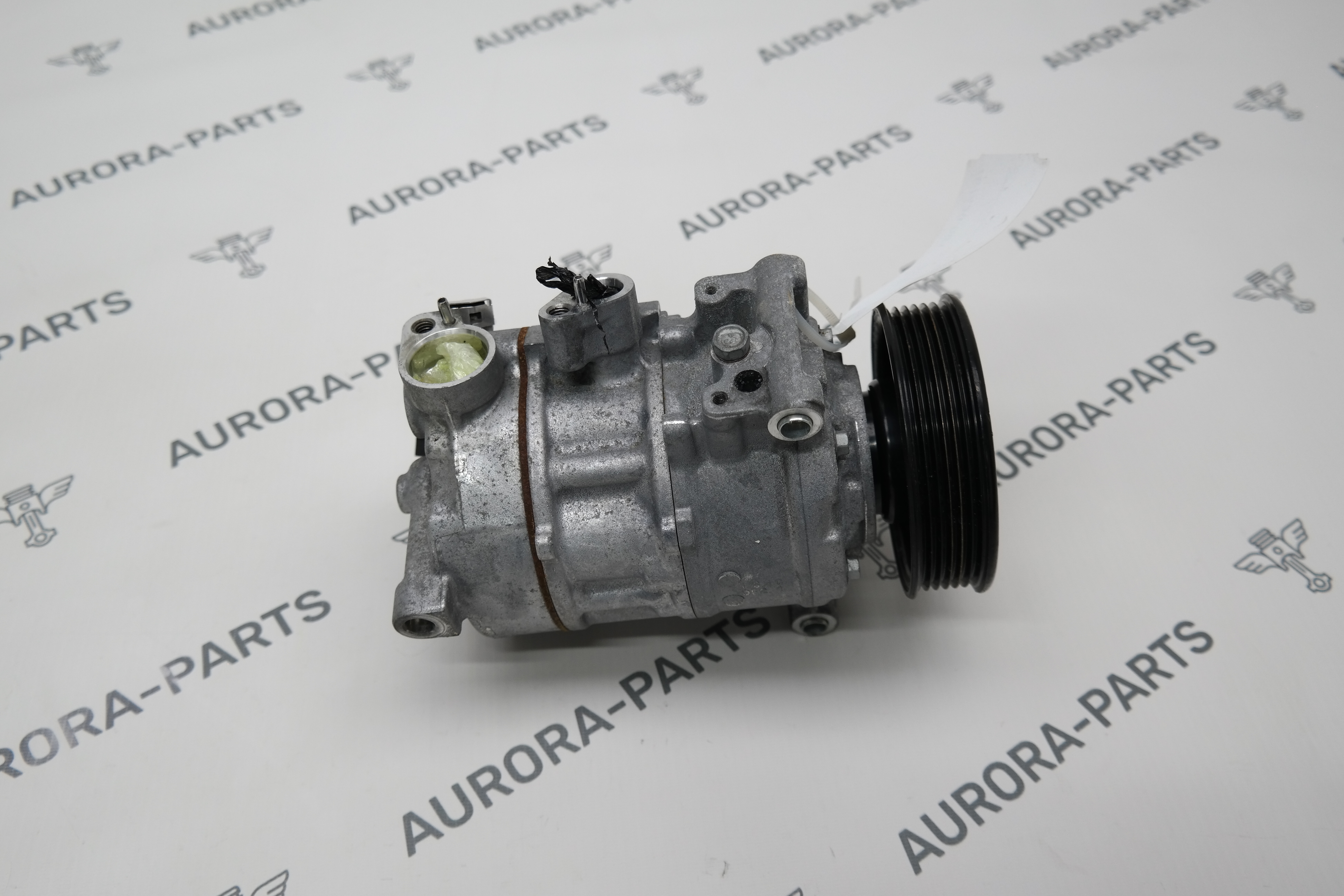 Компрессор кондиционера Audi Q3