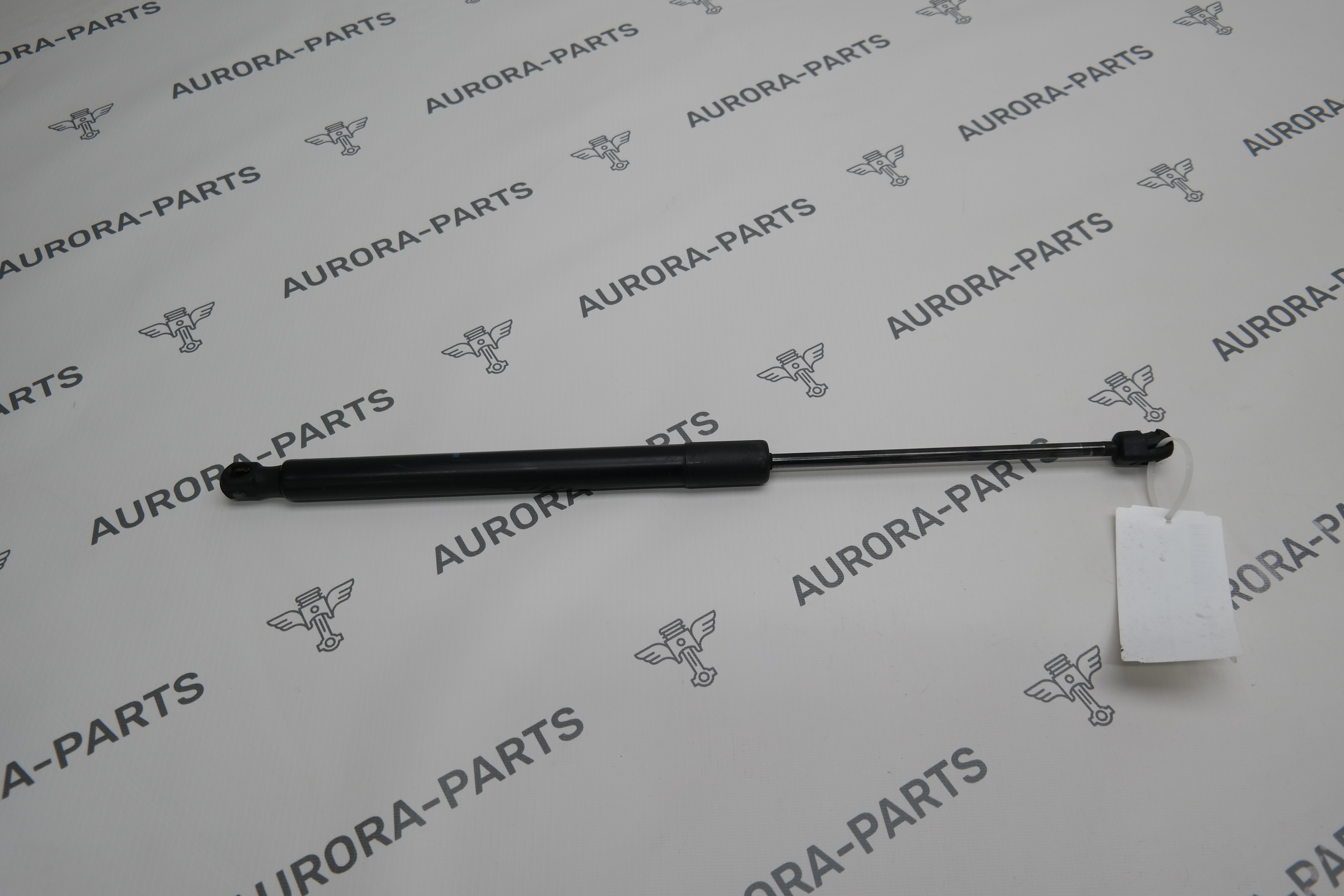 Амортизатор крышки багажника LH=RH Audi Q3