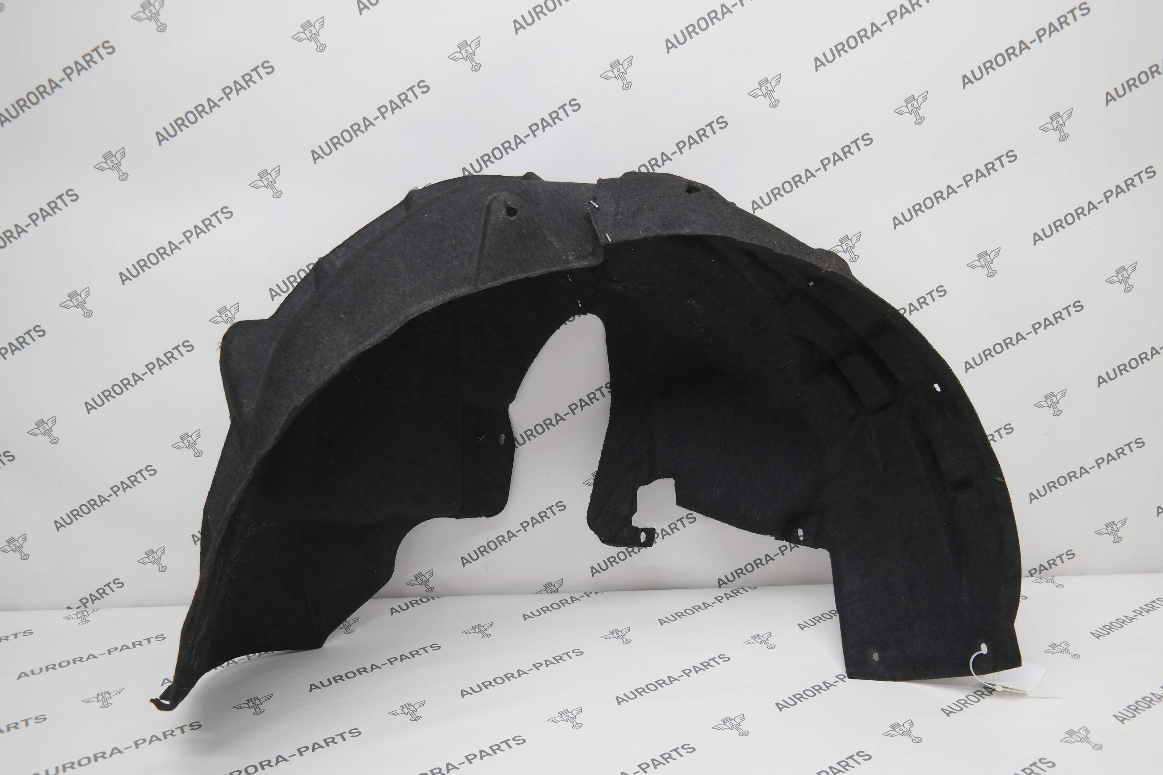 Подкрылок задний RH Audi Q3