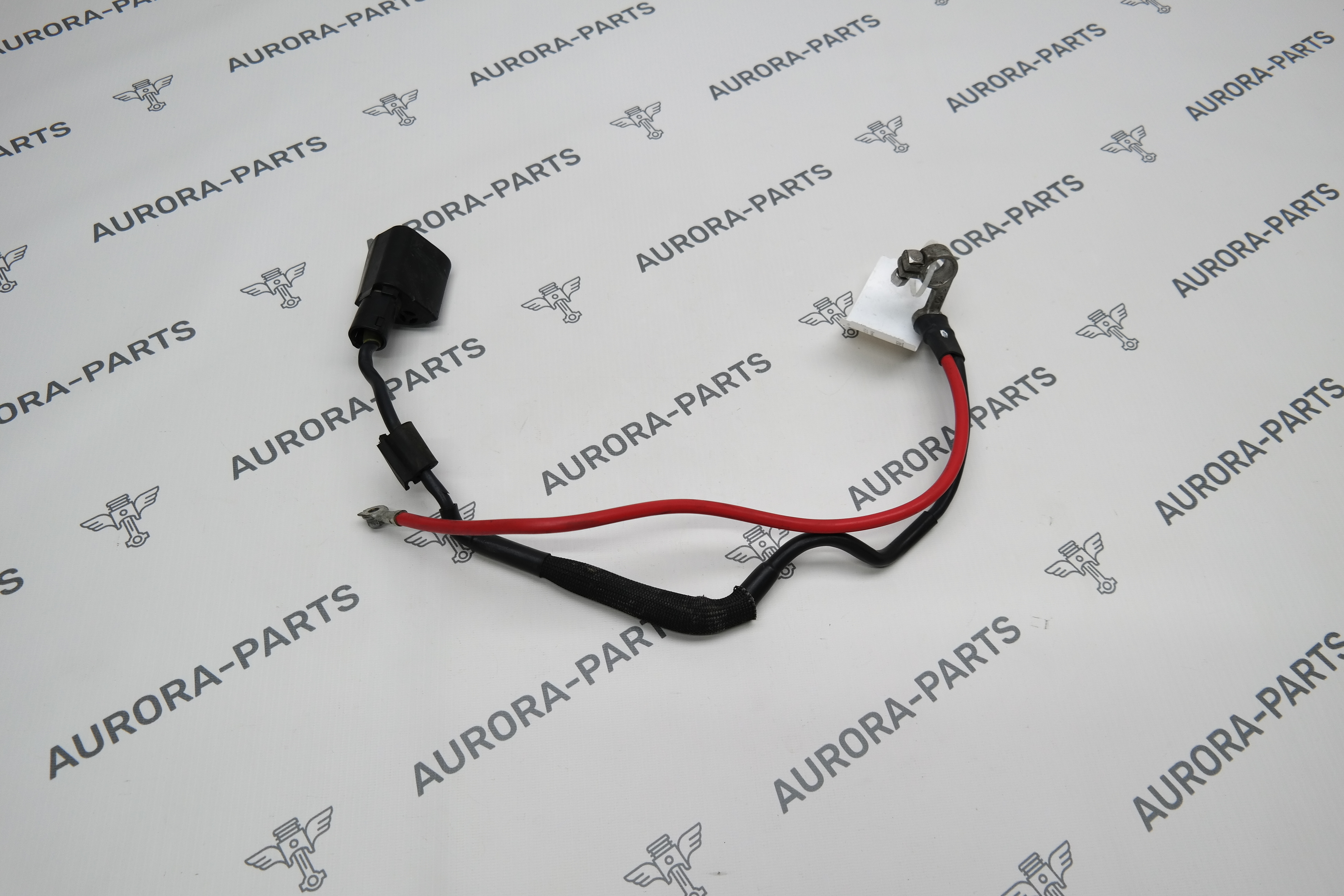 Клемма аккумулятора плюсовая Audi Q3 