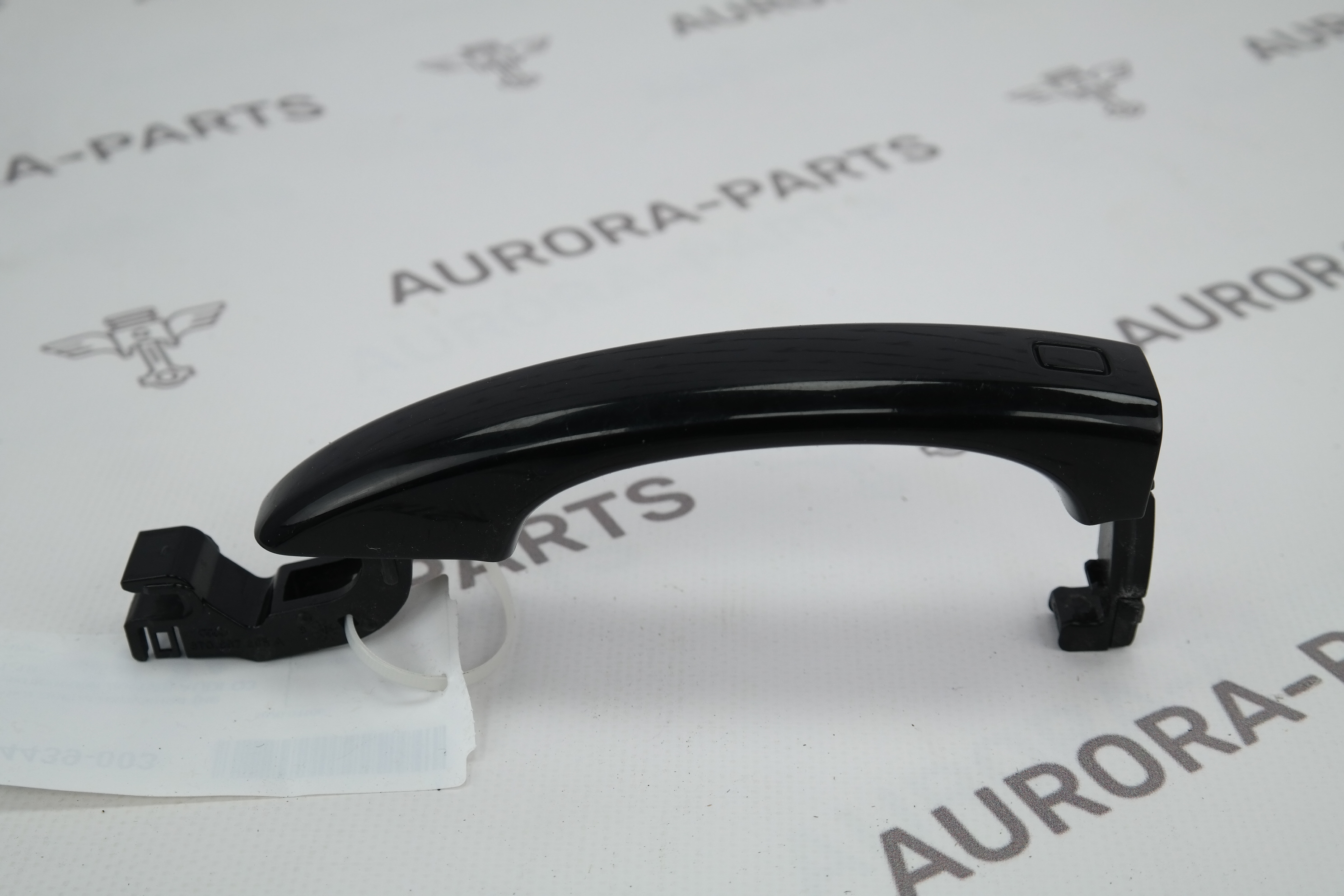 Ручка двери наружняя (не безключевой доступ) Audi Q3