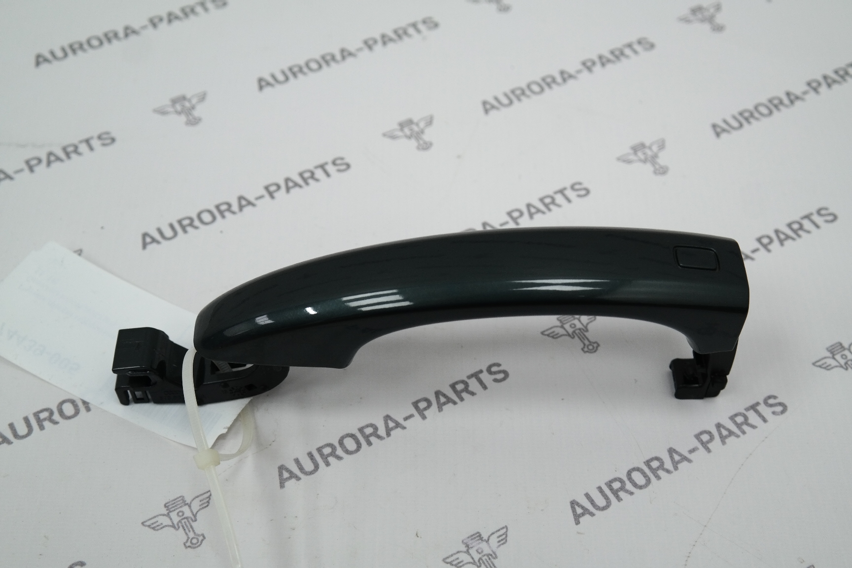 Ручка двери наружняя (не безключевой доступ) Audi Q3