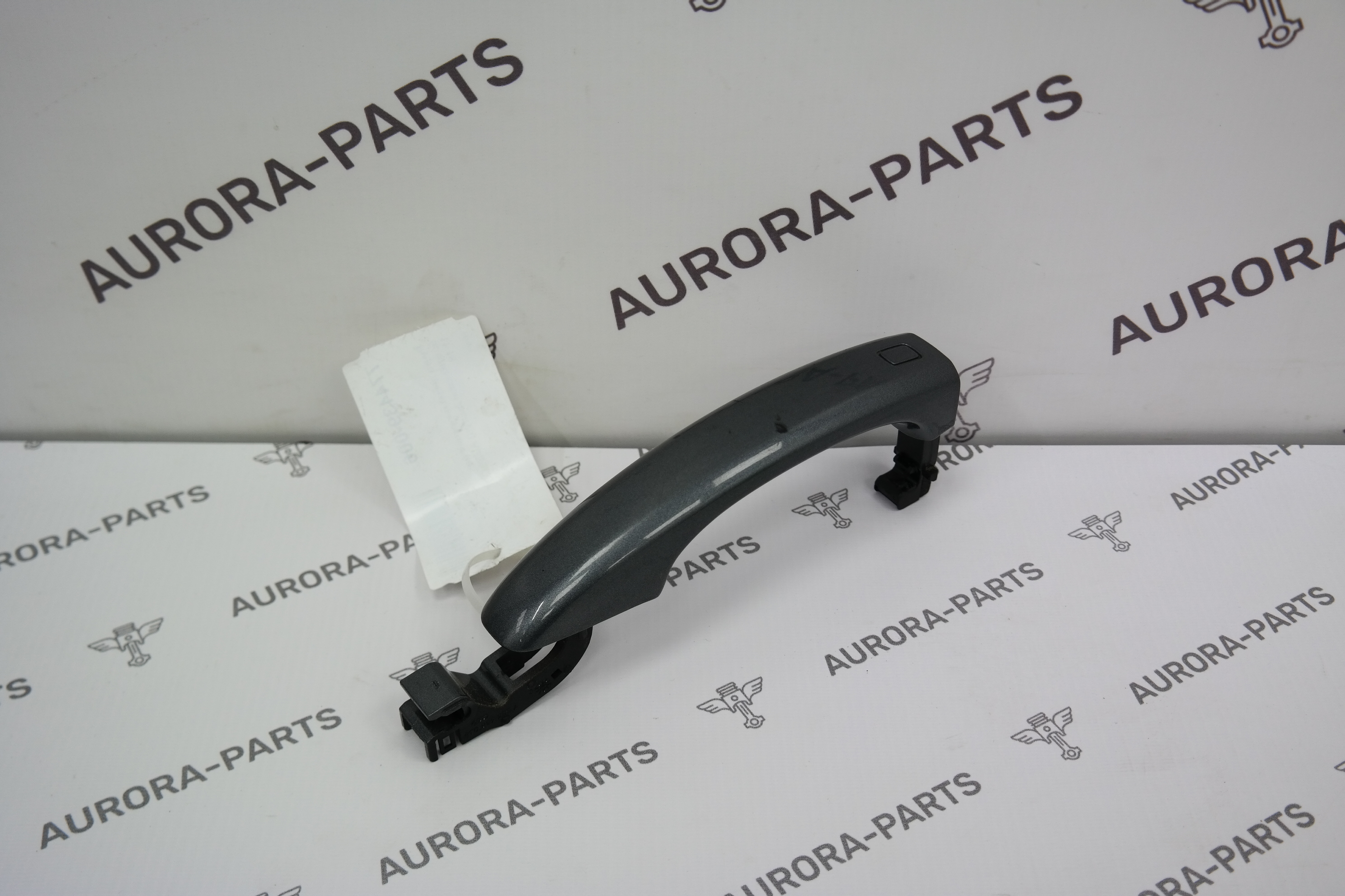 Ручка двери наружняя (не безключевой доступ) Audi Q3