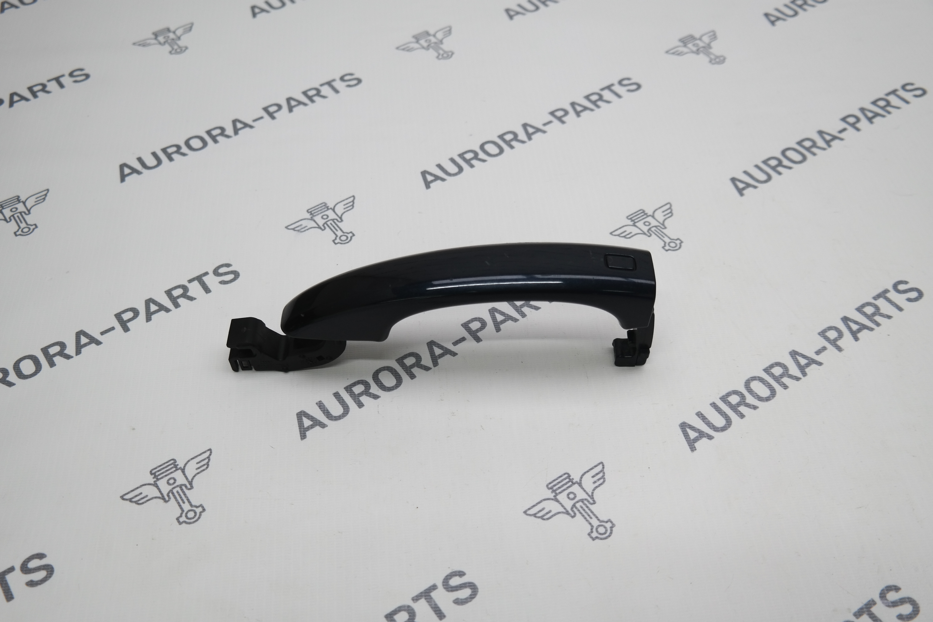 Ручка двери наружняя (не безключевой доступ) Audi Q3